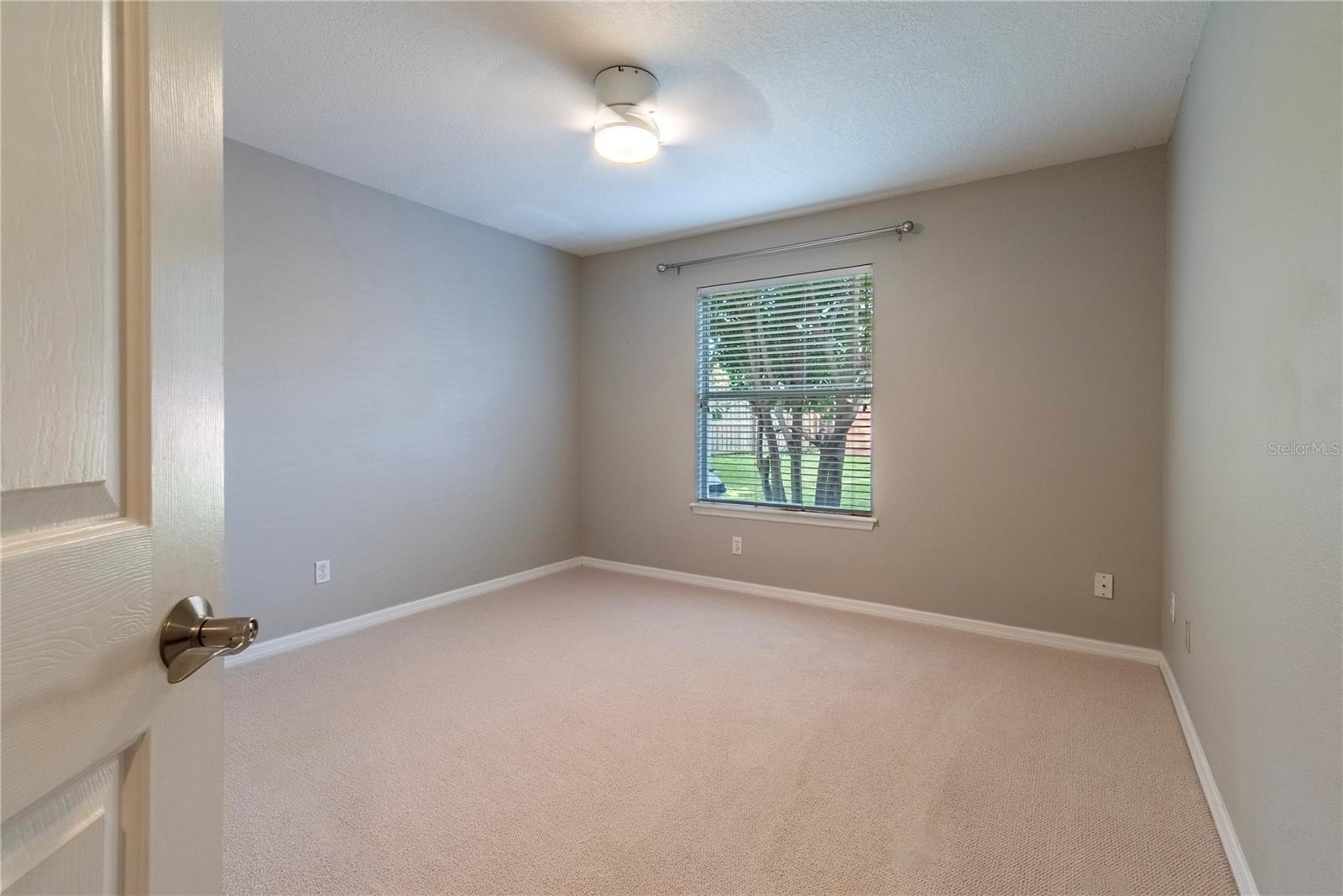 Image 45 of 77 For 941 Bearded Oaks Terrace