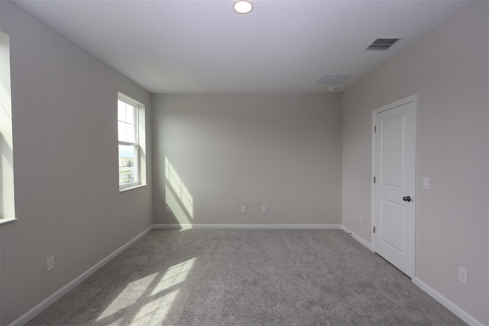 Image 21 of 52 For 9380 Bolshoi Alley