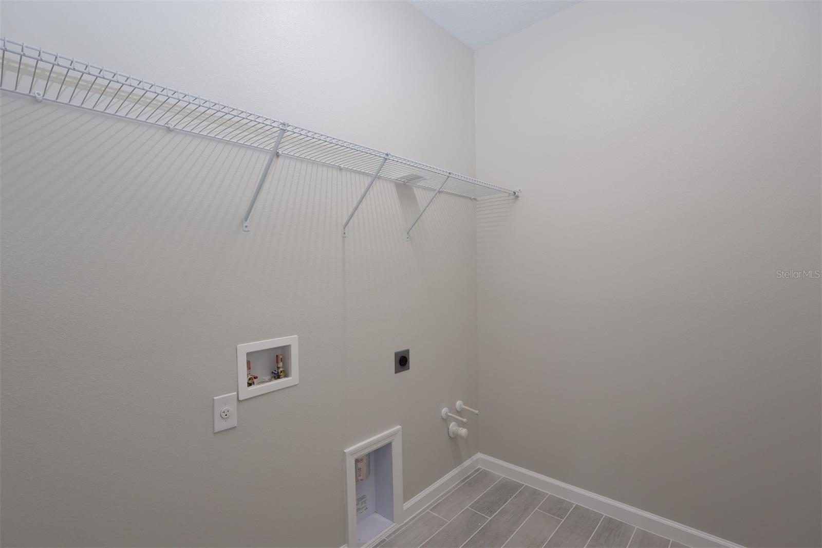 Image 25 of 52 For 9380 Bolshoi Alley