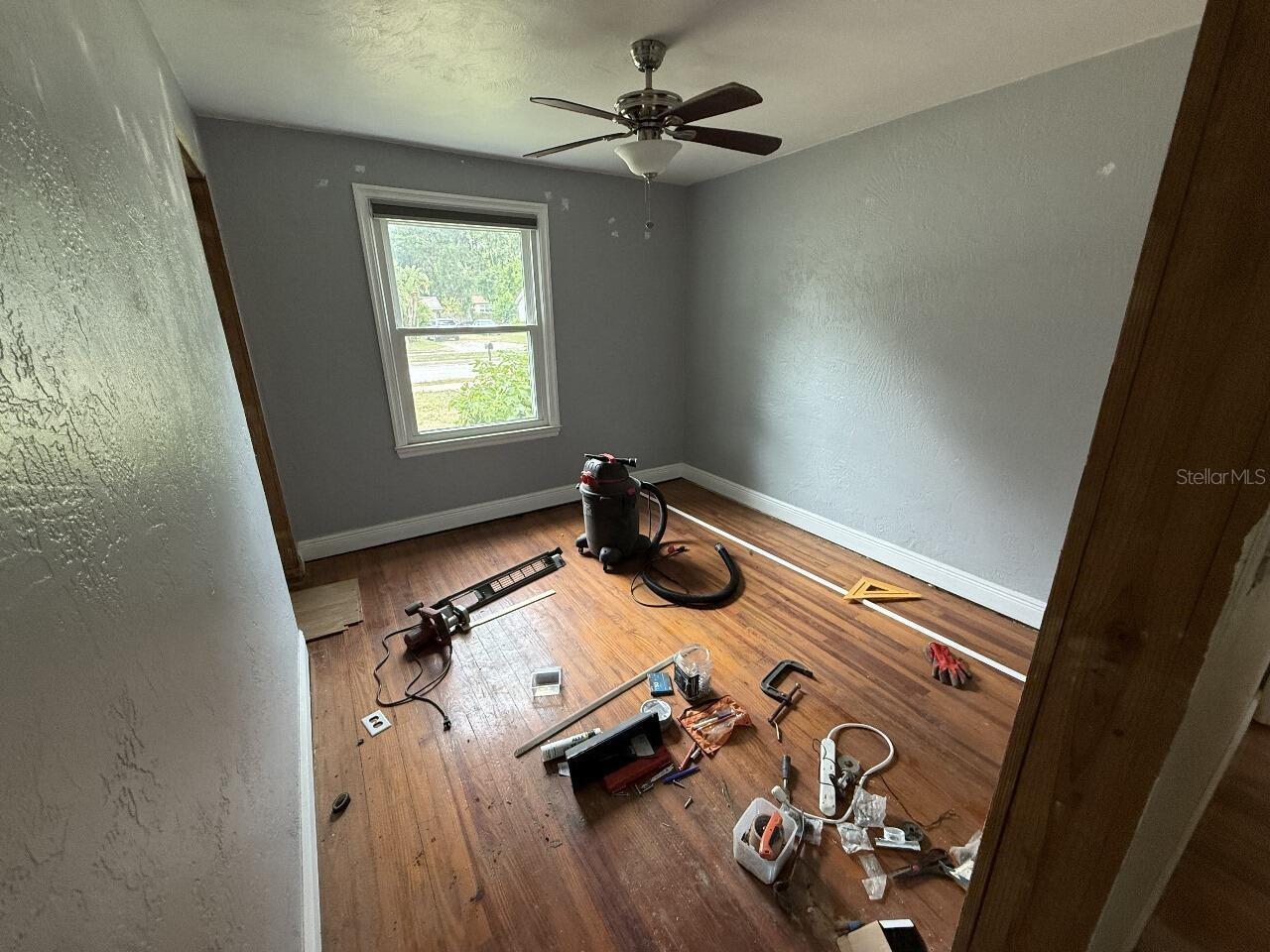 Image 9 of 13 For 239 Seneca Boulevard