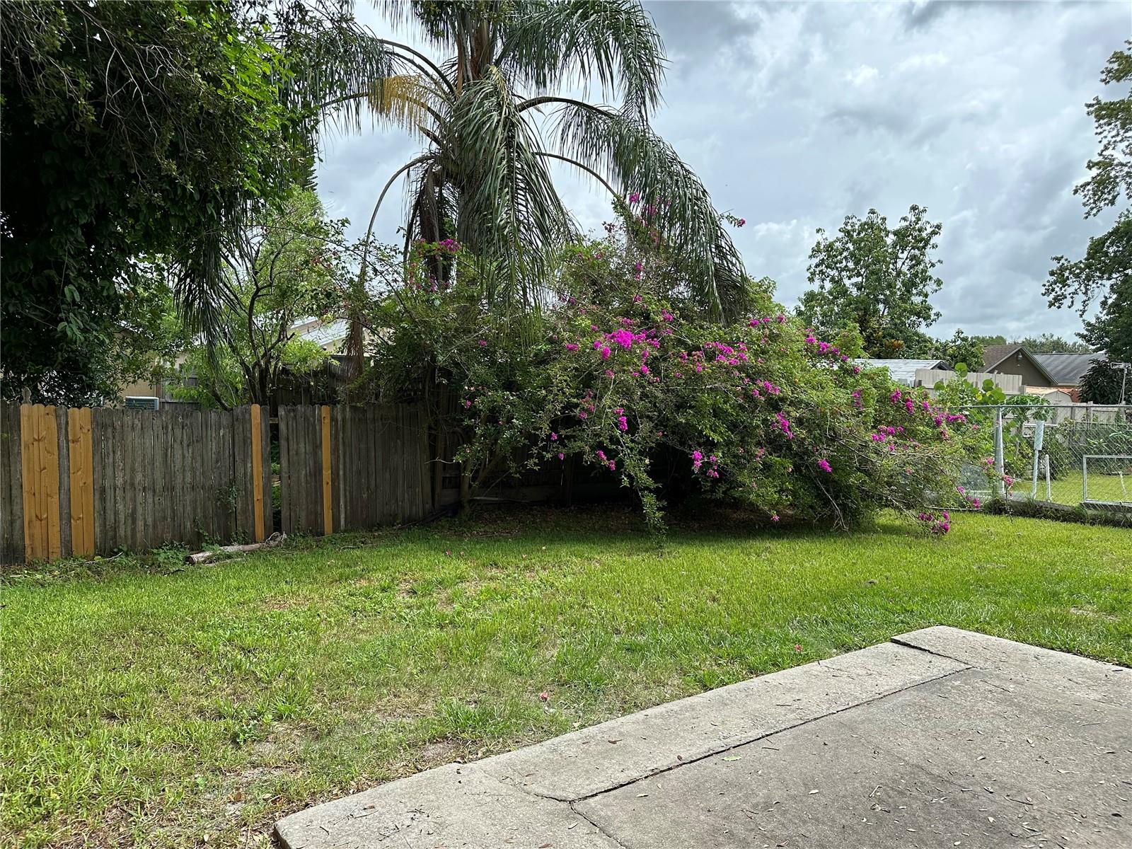 Image 4 of 16 For 9923 Dean Acre Drive