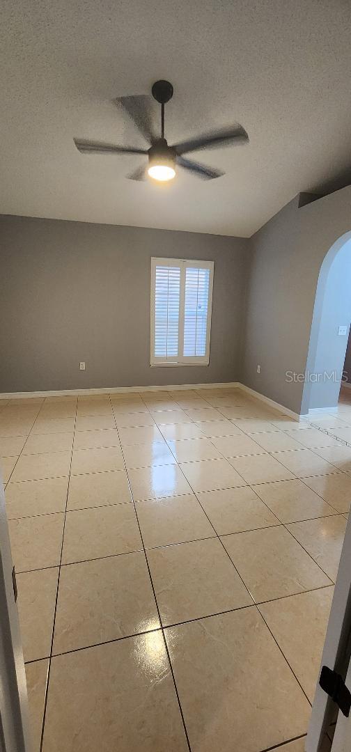 Image 12 of 26 For 458 Cadenza Drive