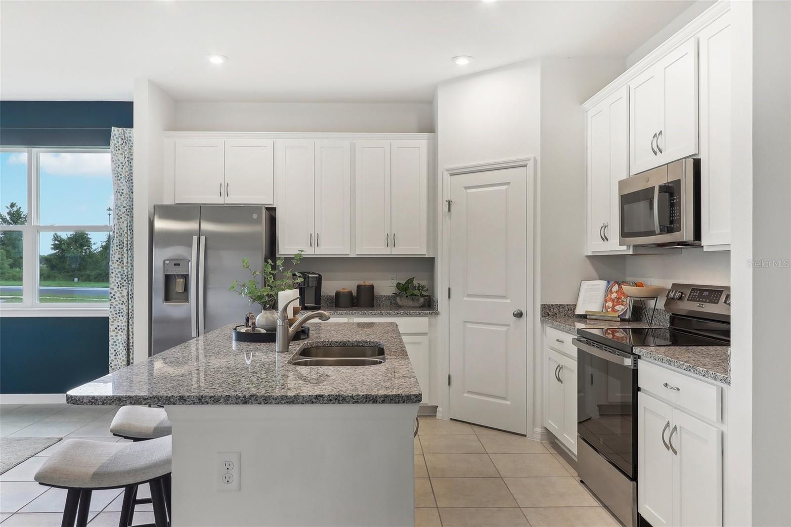 Image 12 of 45 For 3891 Wren Place