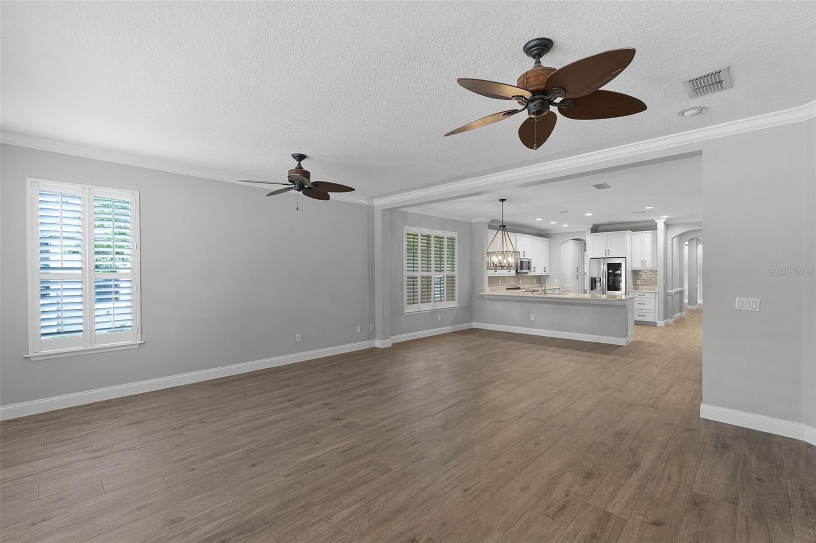 Image 15 of 70 For 12524 Aldershot Lane