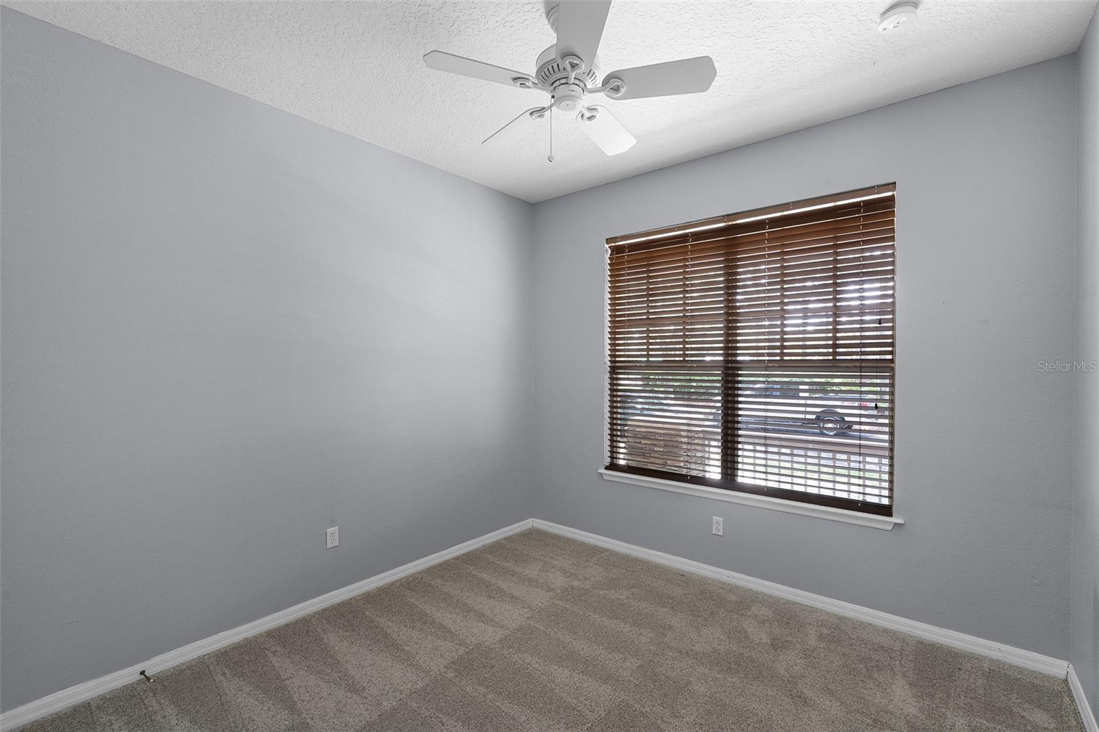 Image 36 of 70 For 12524 Aldershot Lane