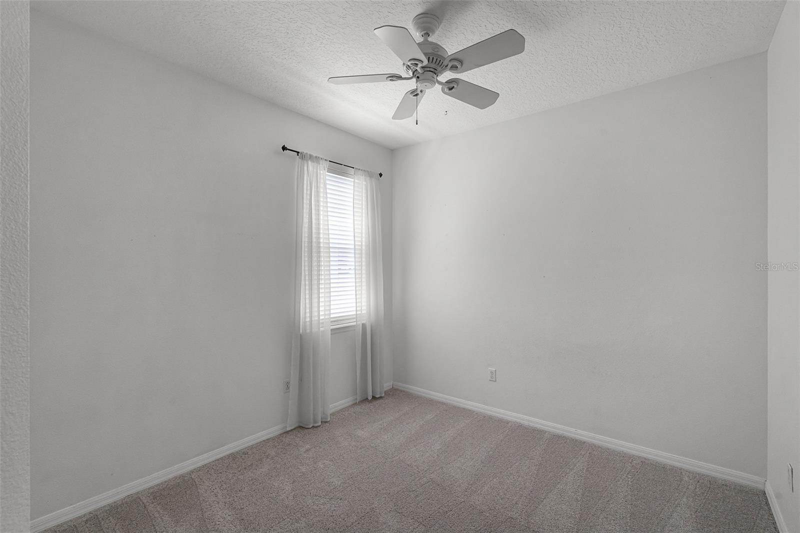 Image 40 of 70 For 12524 Aldershot Lane