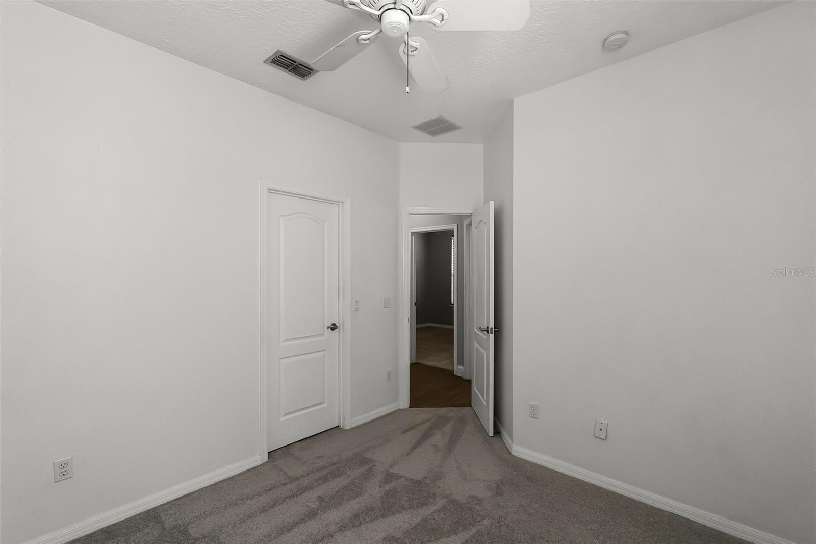 Image 41 of 70 For 12524 Aldershot Lane