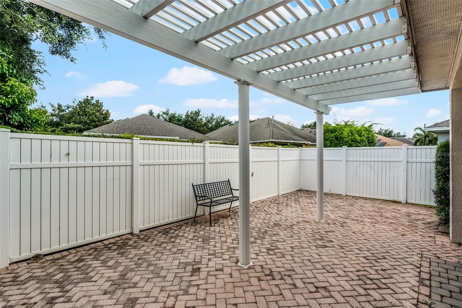 Image 46 of 70 For 12524 Aldershot Lane