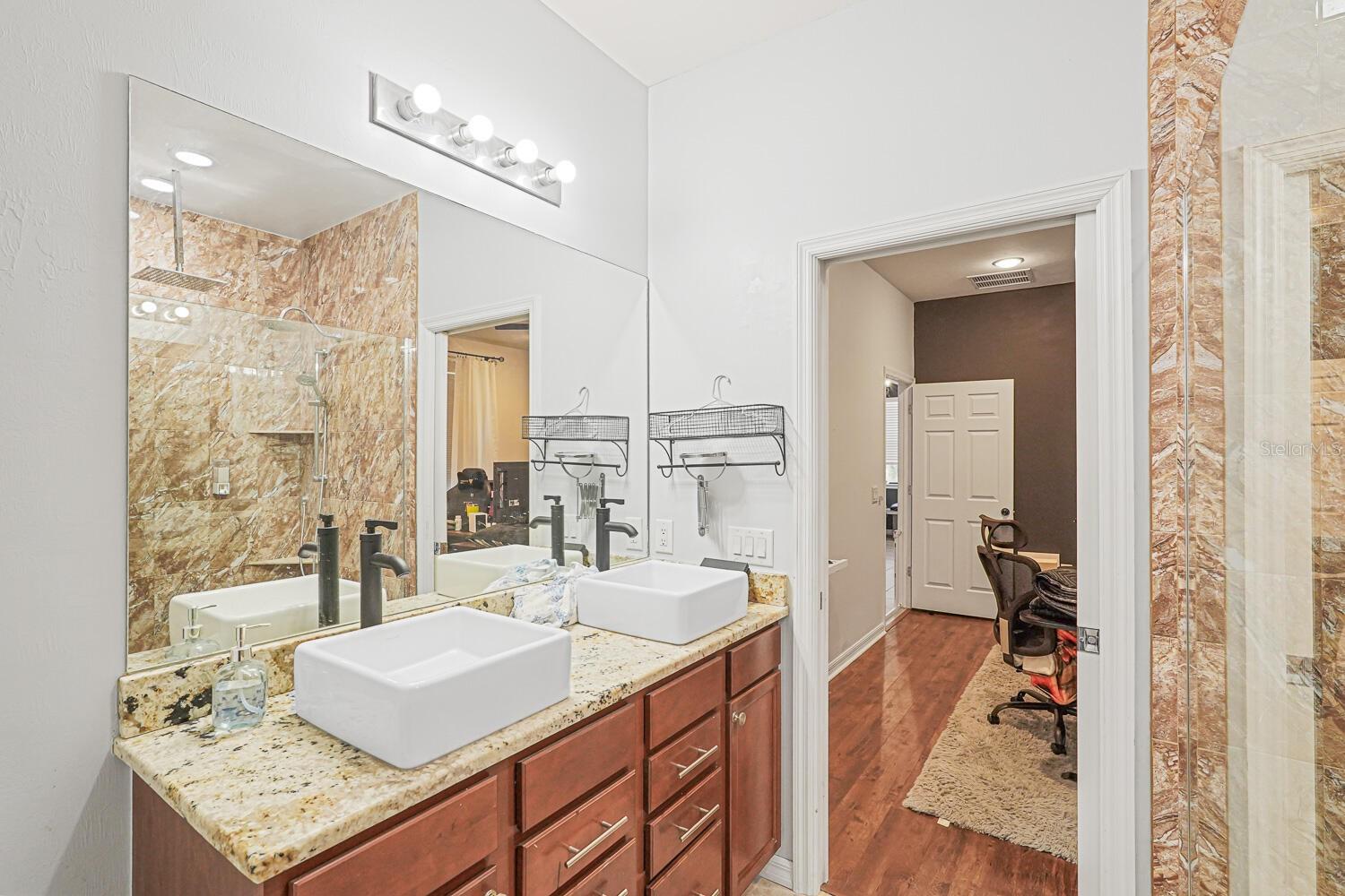 Image 16 of 27 For 2647 Running Oak Court