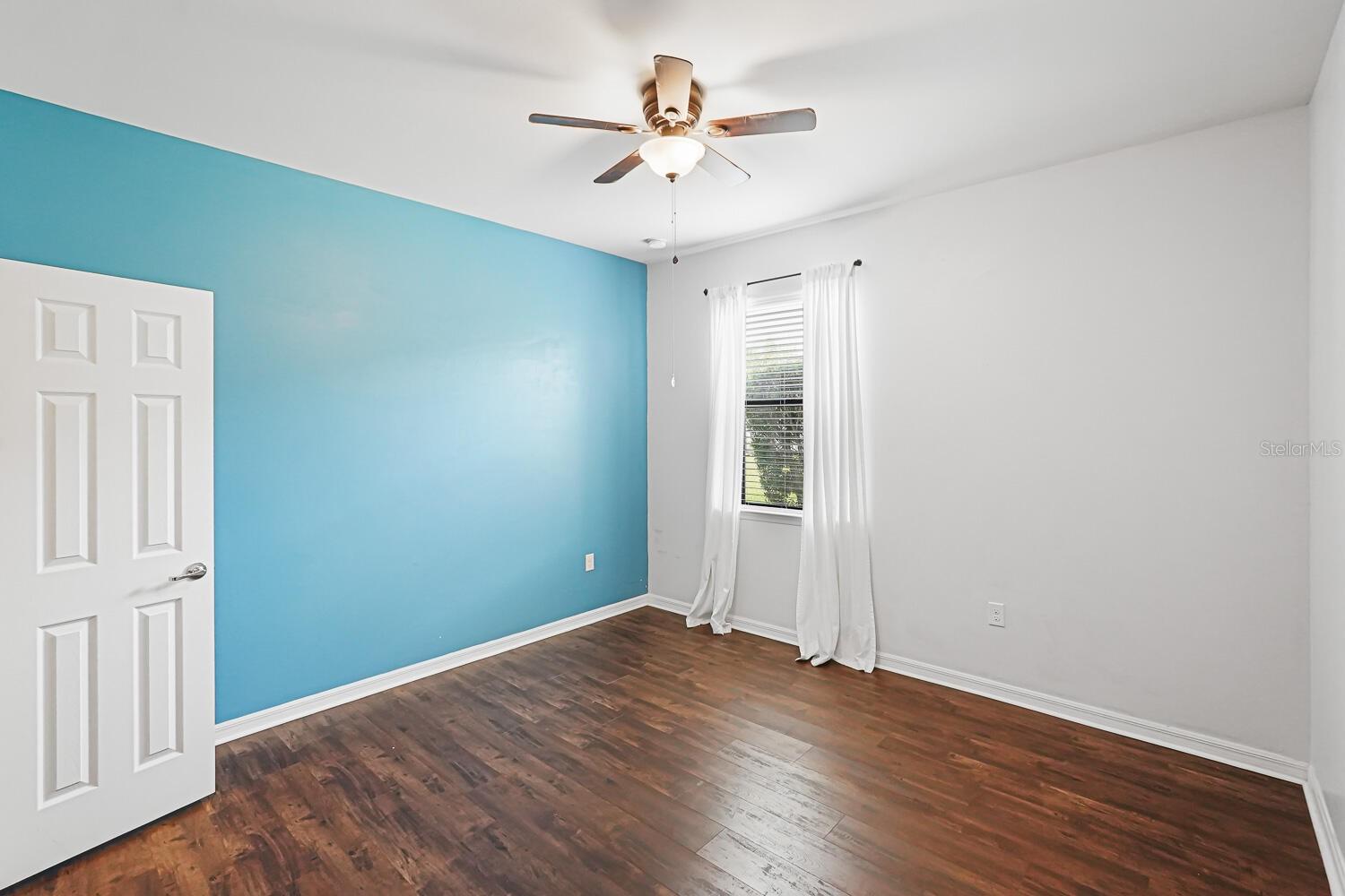 Image 22 of 27 For 2647 Running Oak Court