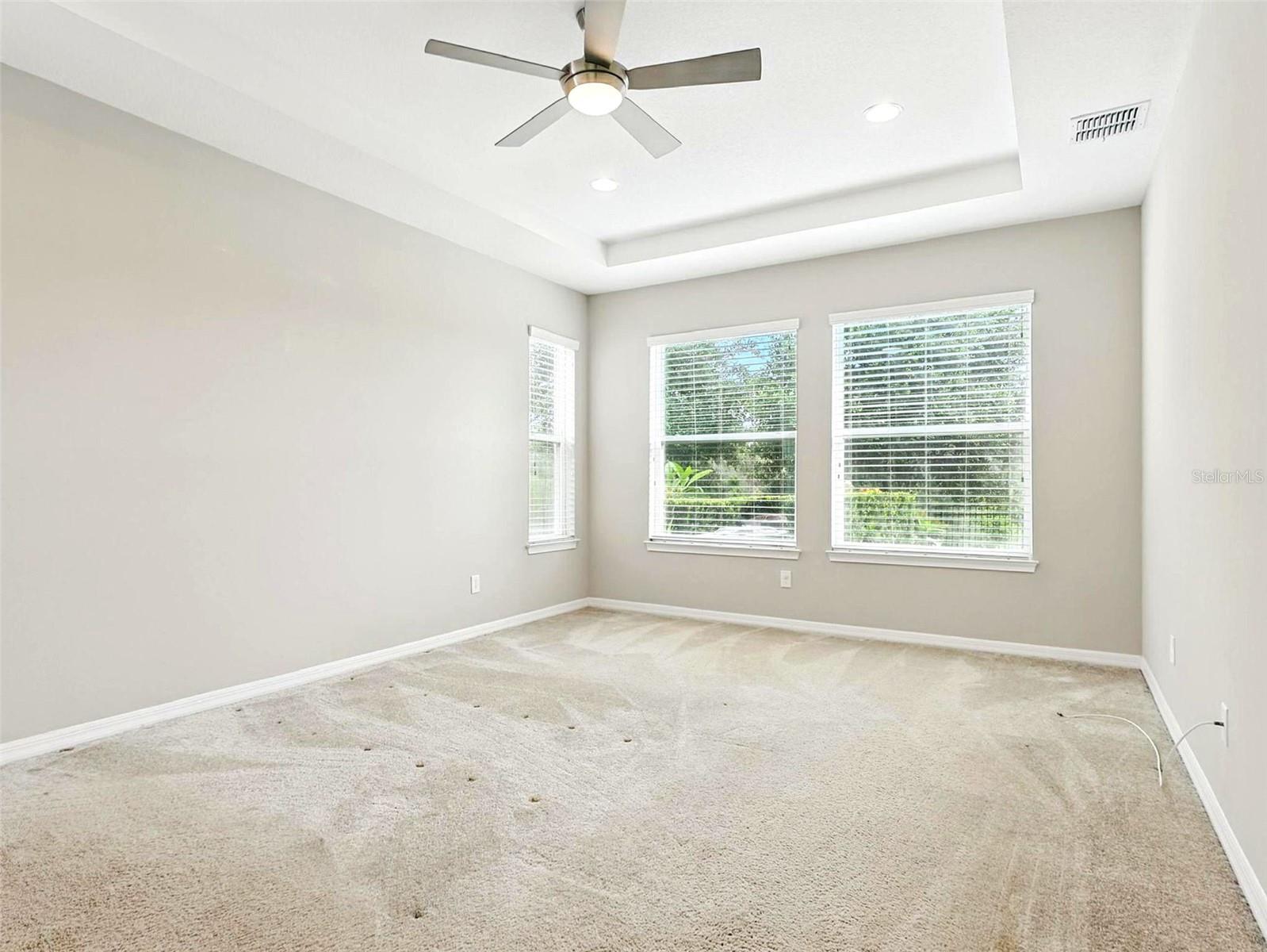 Image 11 of 48 For 16995 Tradewind Point