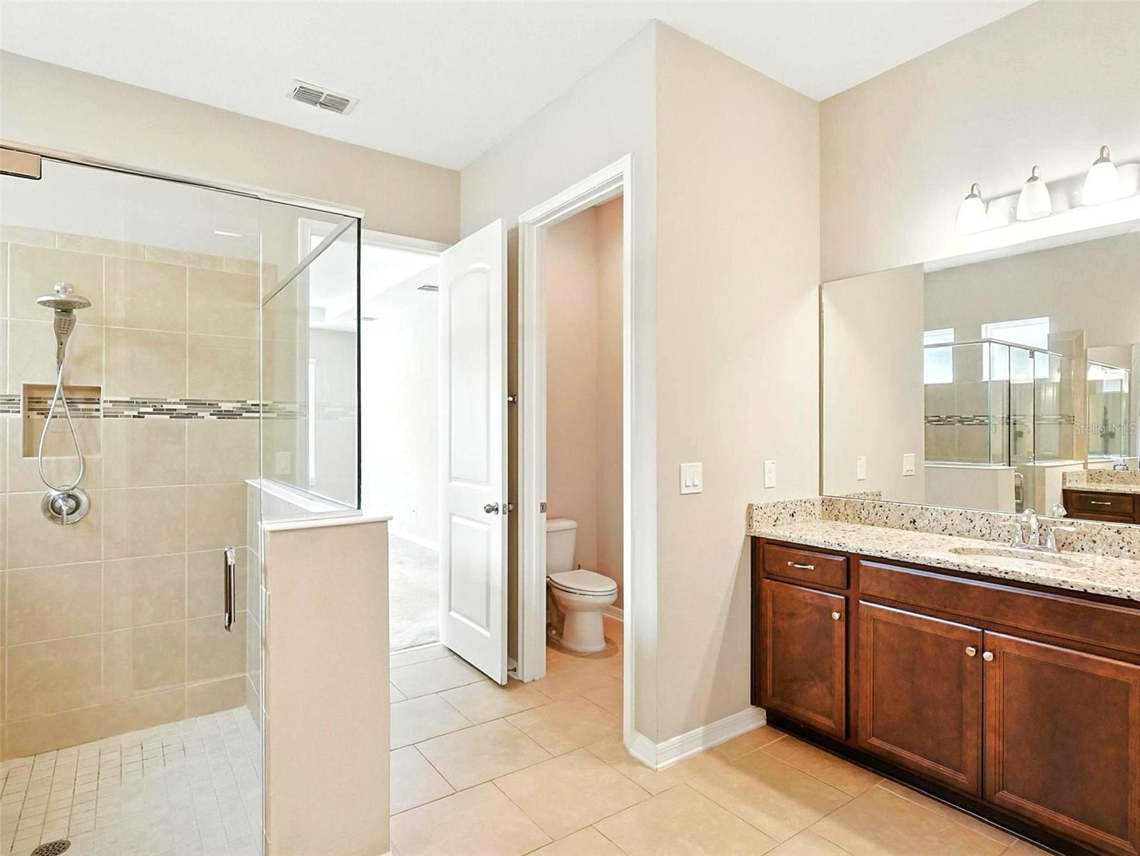 Image 13 of 48 For 16995 Tradewind Point