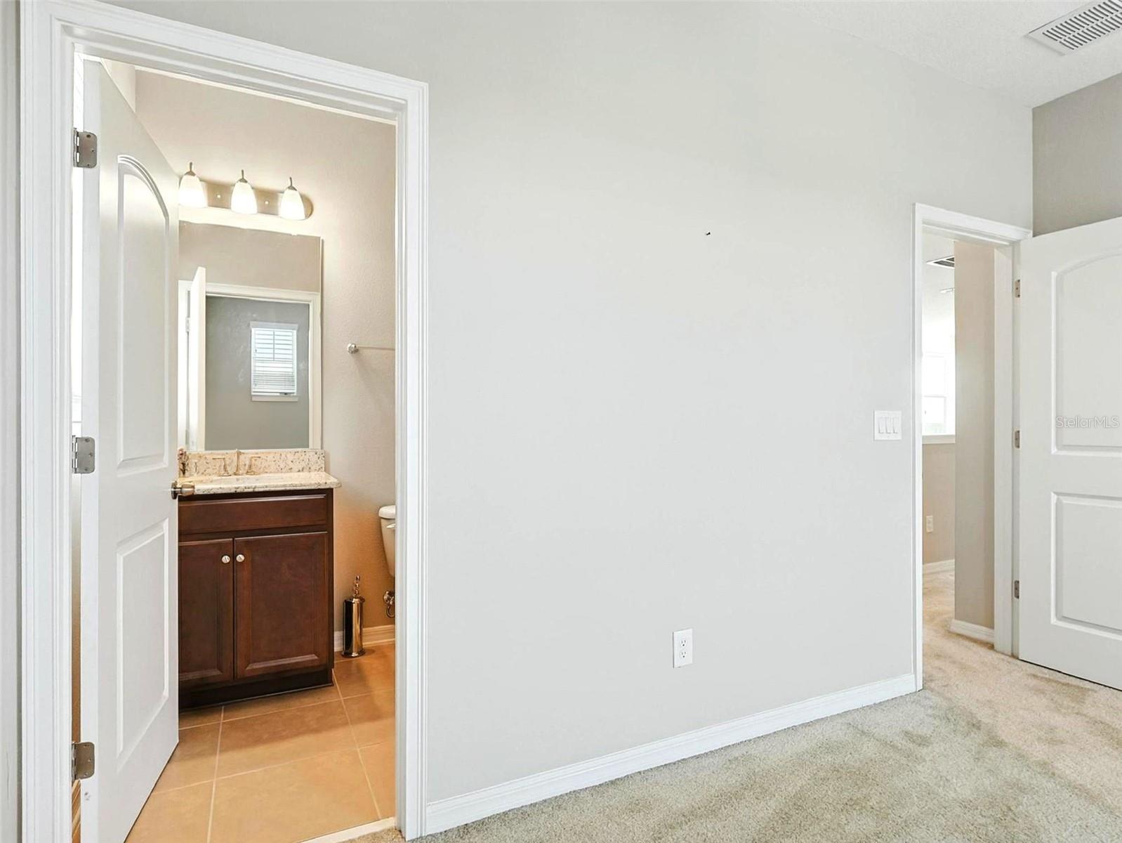 Image 40 of 48 For 16995 Tradewind Point
