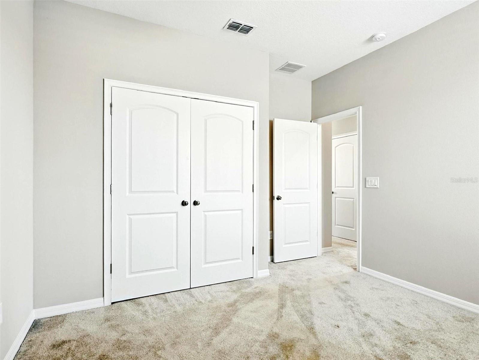 Image 42 of 48 For 16995 Tradewind Point