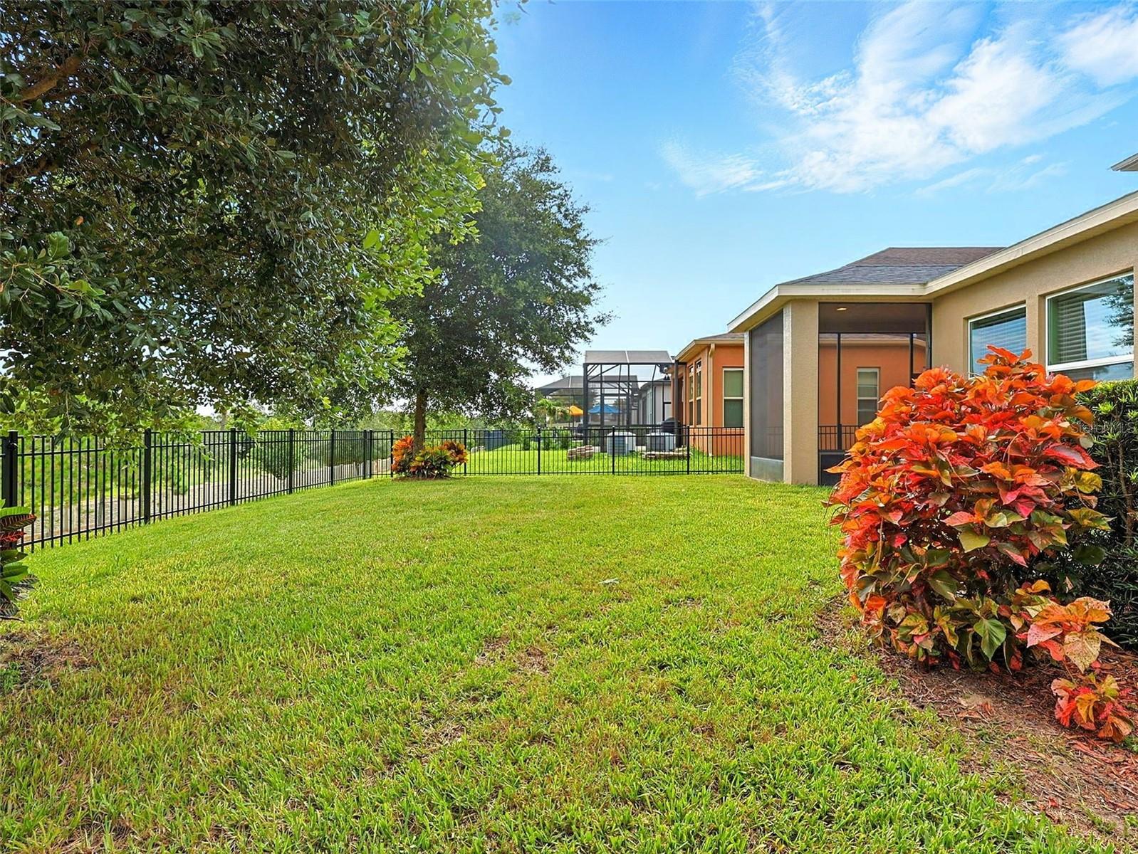Image 47 of 48 For 16995 Tradewind Point