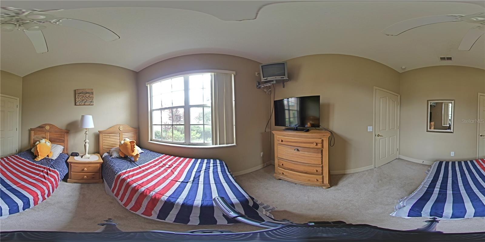 Image 3 of 18 For 225 Vista Drive