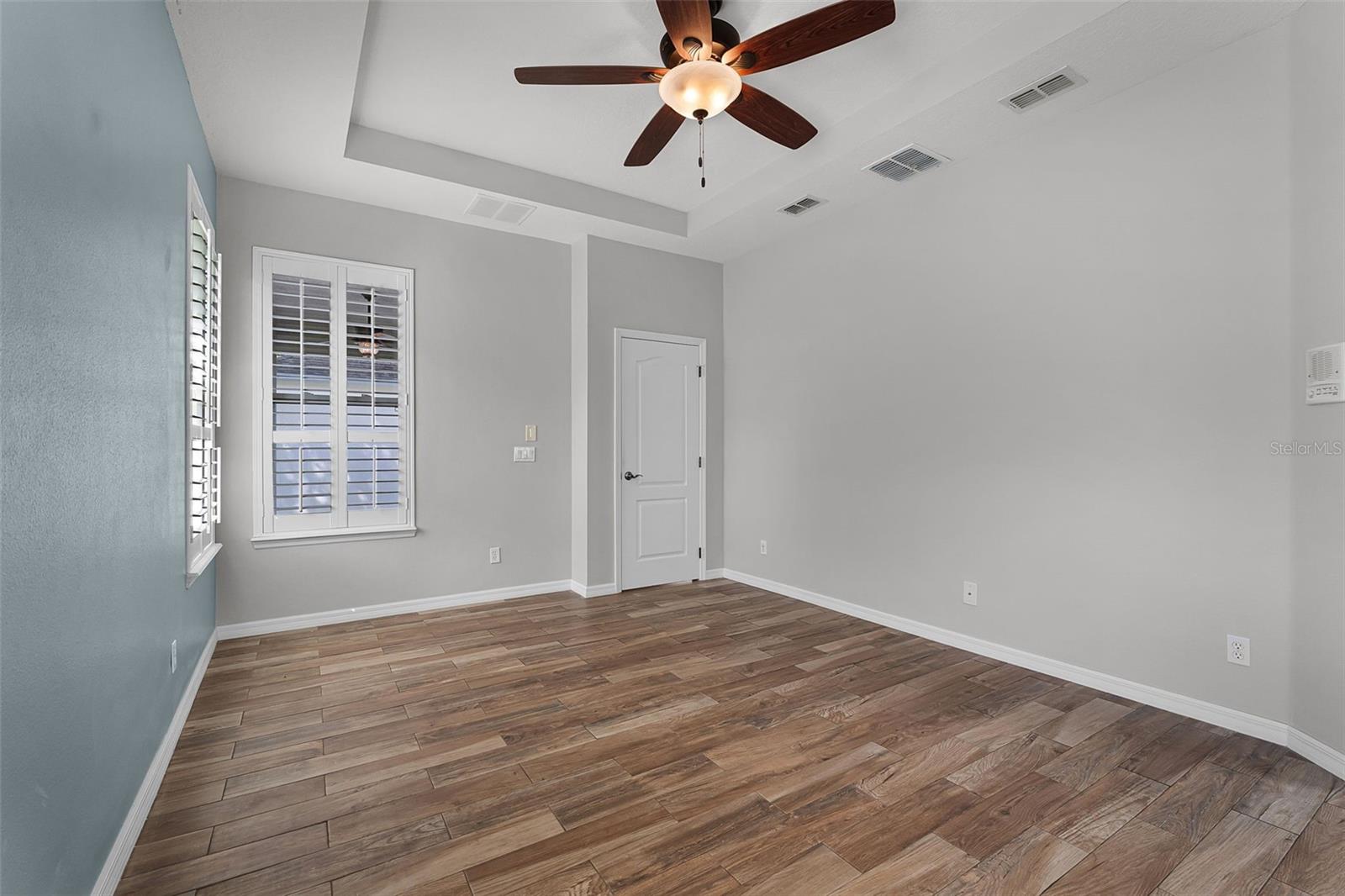 Image 18 of 72 For 6539 Chagford Lane