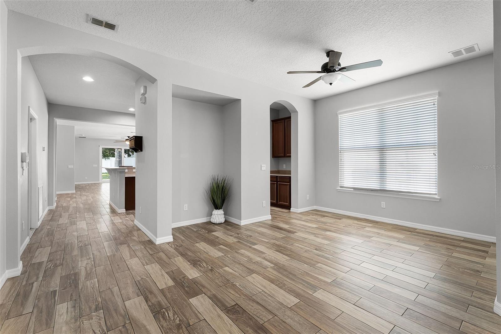 Image 3 of 72 For 6539 Chagford Lane