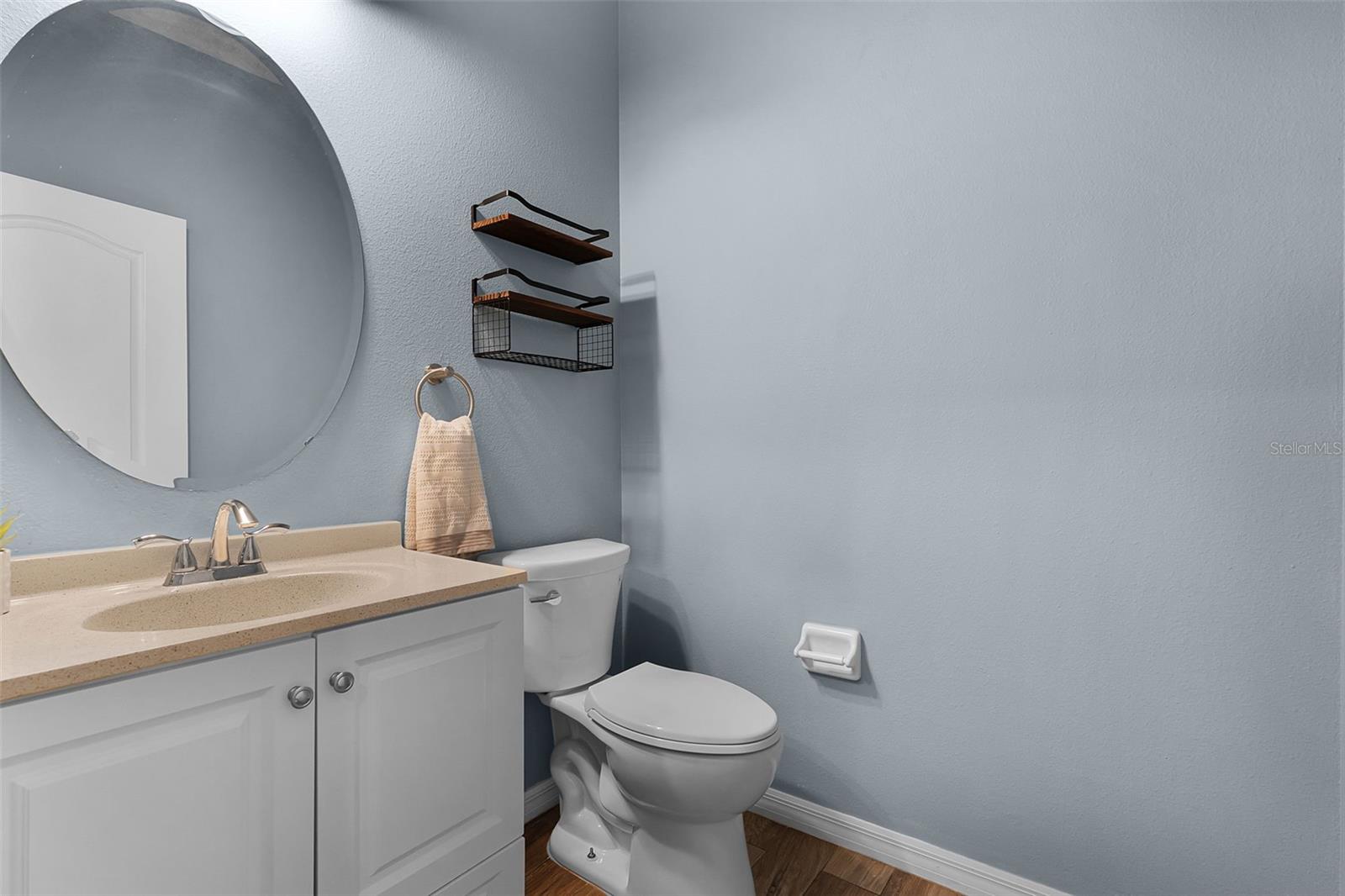 Image 33 of 72 For 6539 Chagford Lane