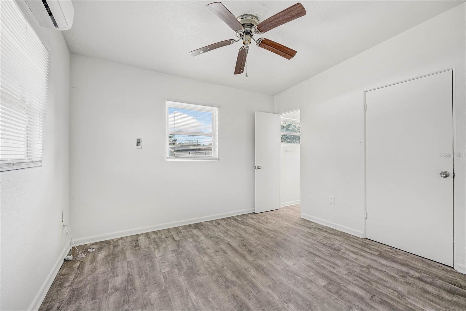 Image 7 of 20 For 5211 Bonnie Brae Circle