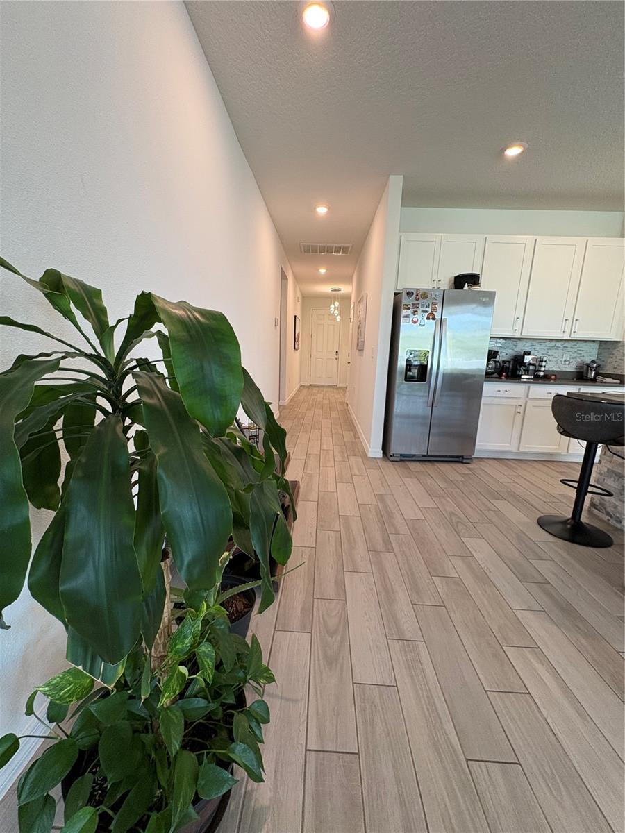 Image 4 of 33 For 2741 Neverland Drive