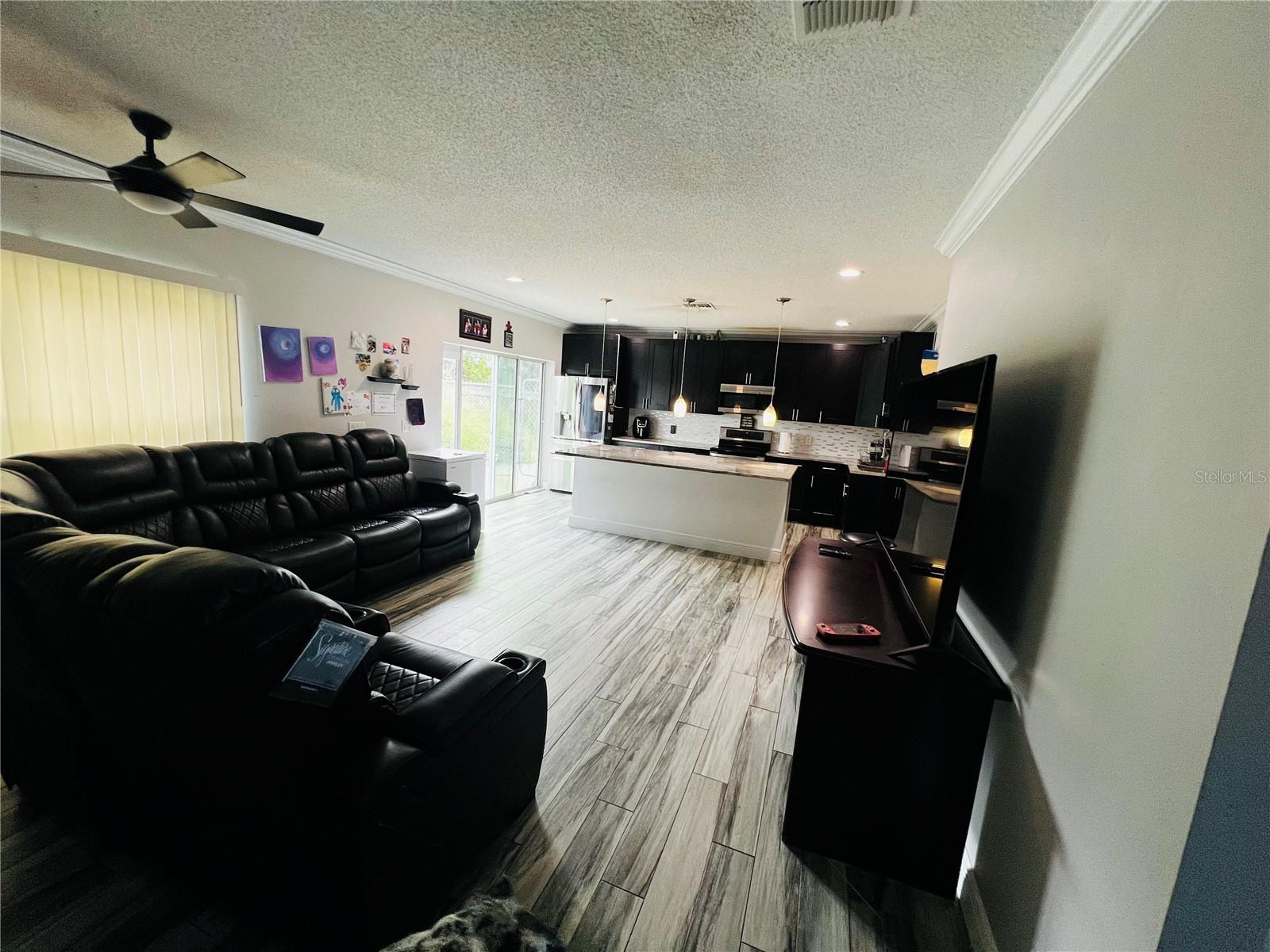 Image 3 of 15 For 29 Catalina Court