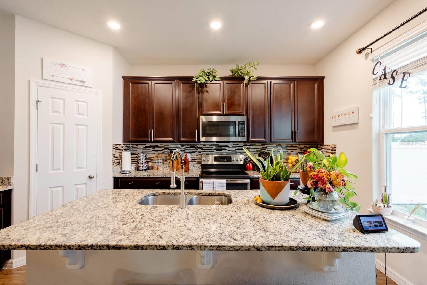 Image 4 of 18 For 2573 Ocoee Reserve Court