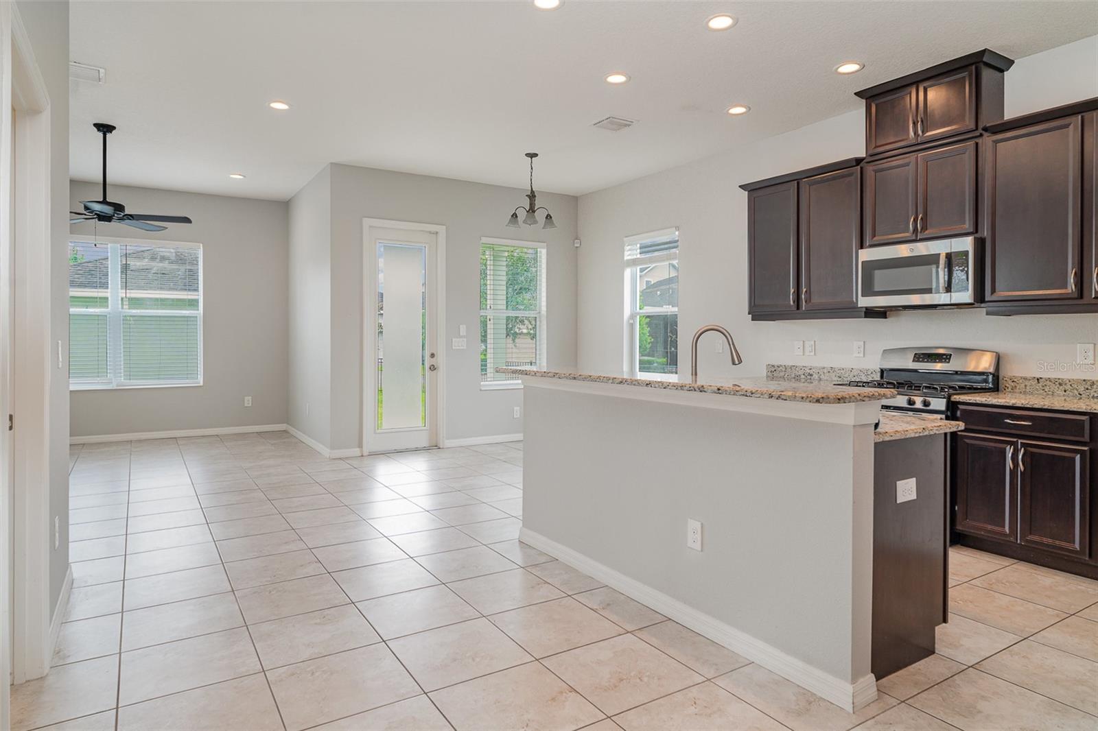 Image 3 of 18 For 11307 Grand Park Avenue
