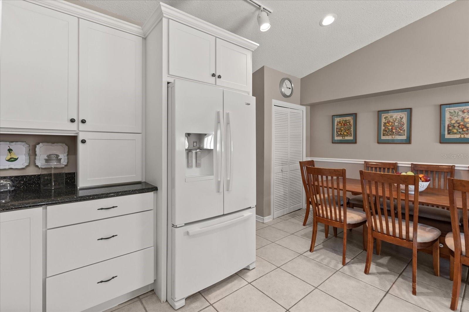 Image 14 of 34 For 293 Dublin Drive