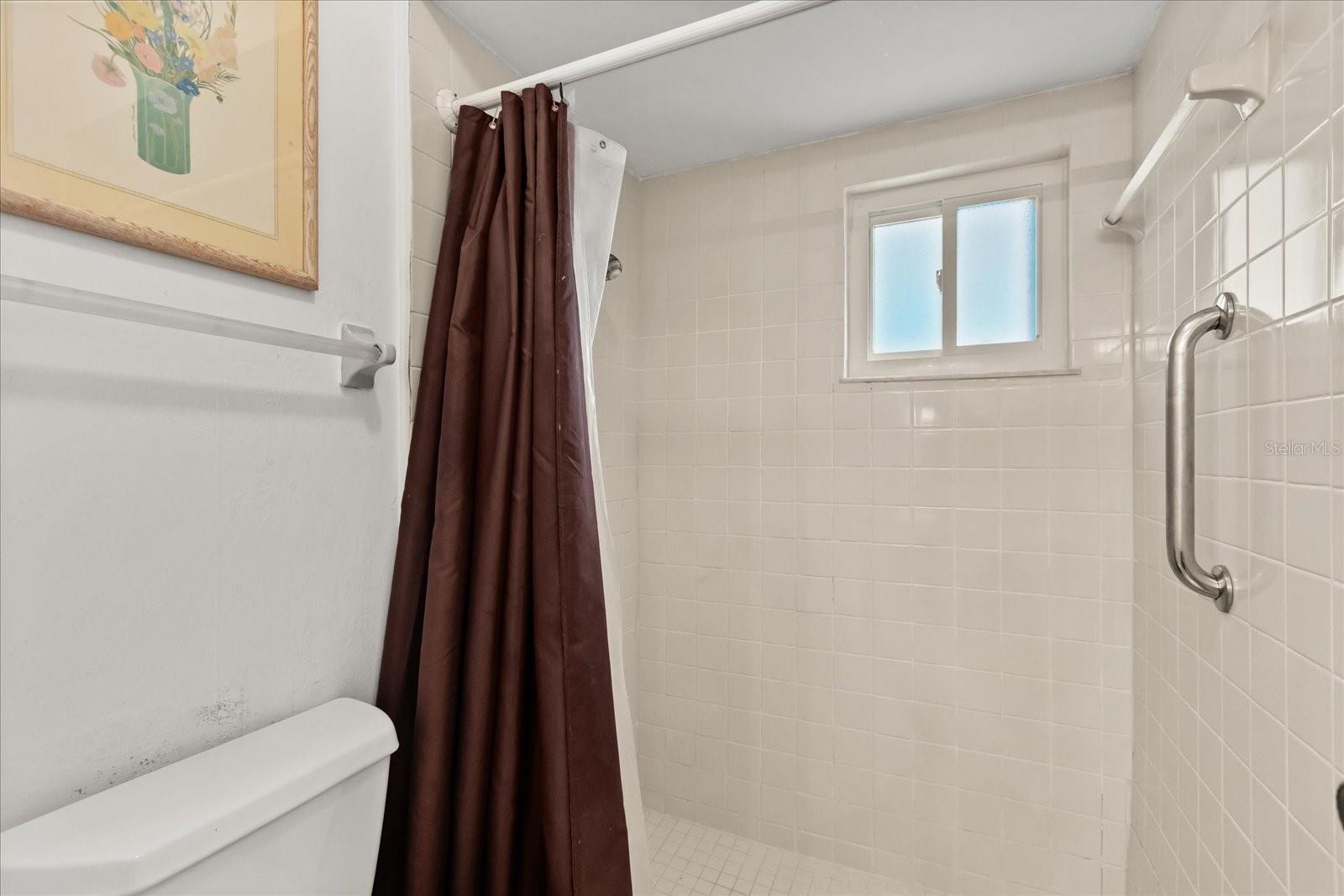 Image 18 of 34 For 293 Dublin Drive