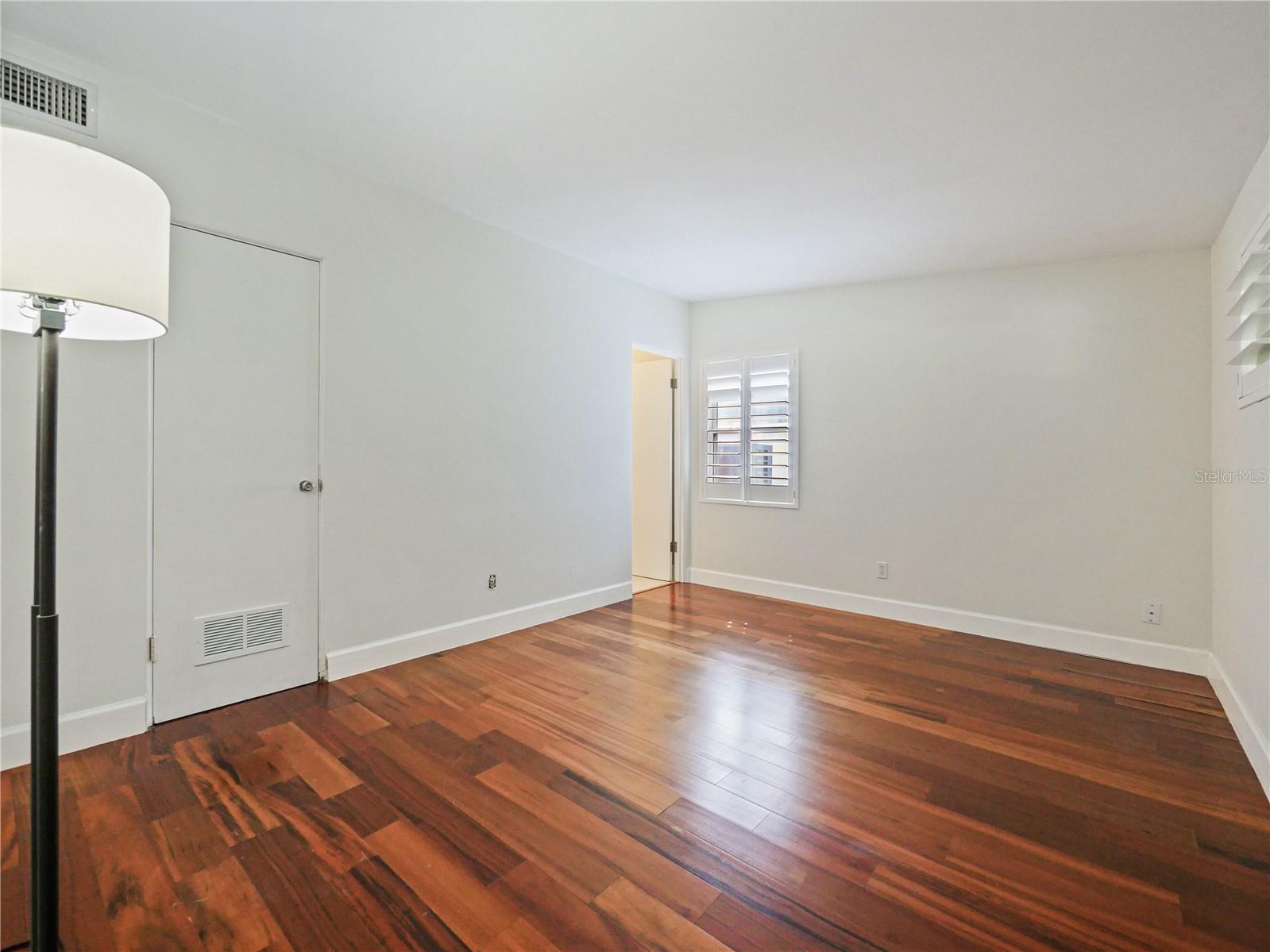 Image 13 of 21 For 2823 Wright Avenue