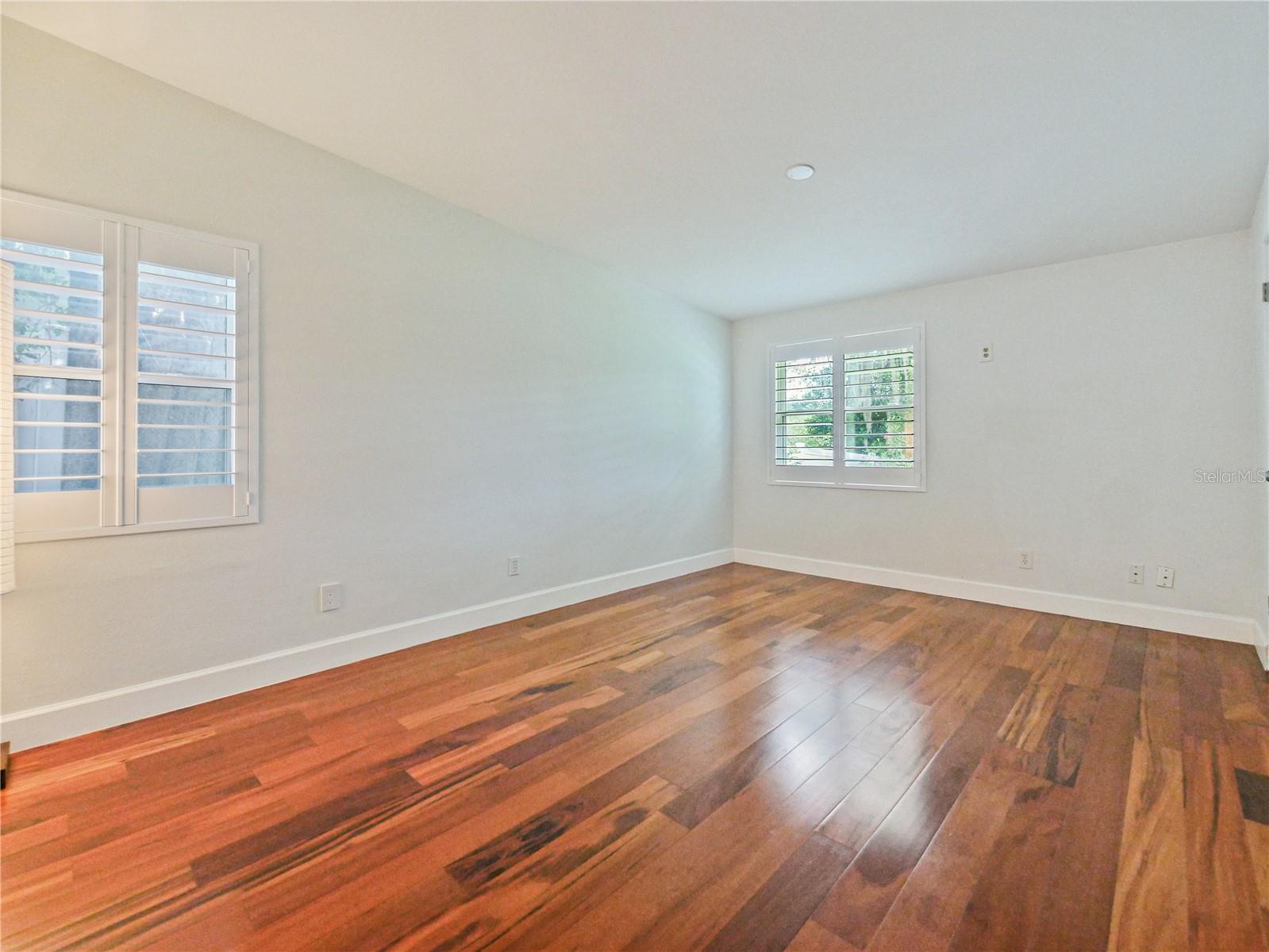 Image 15 of 21 For 2823 Wright Avenue