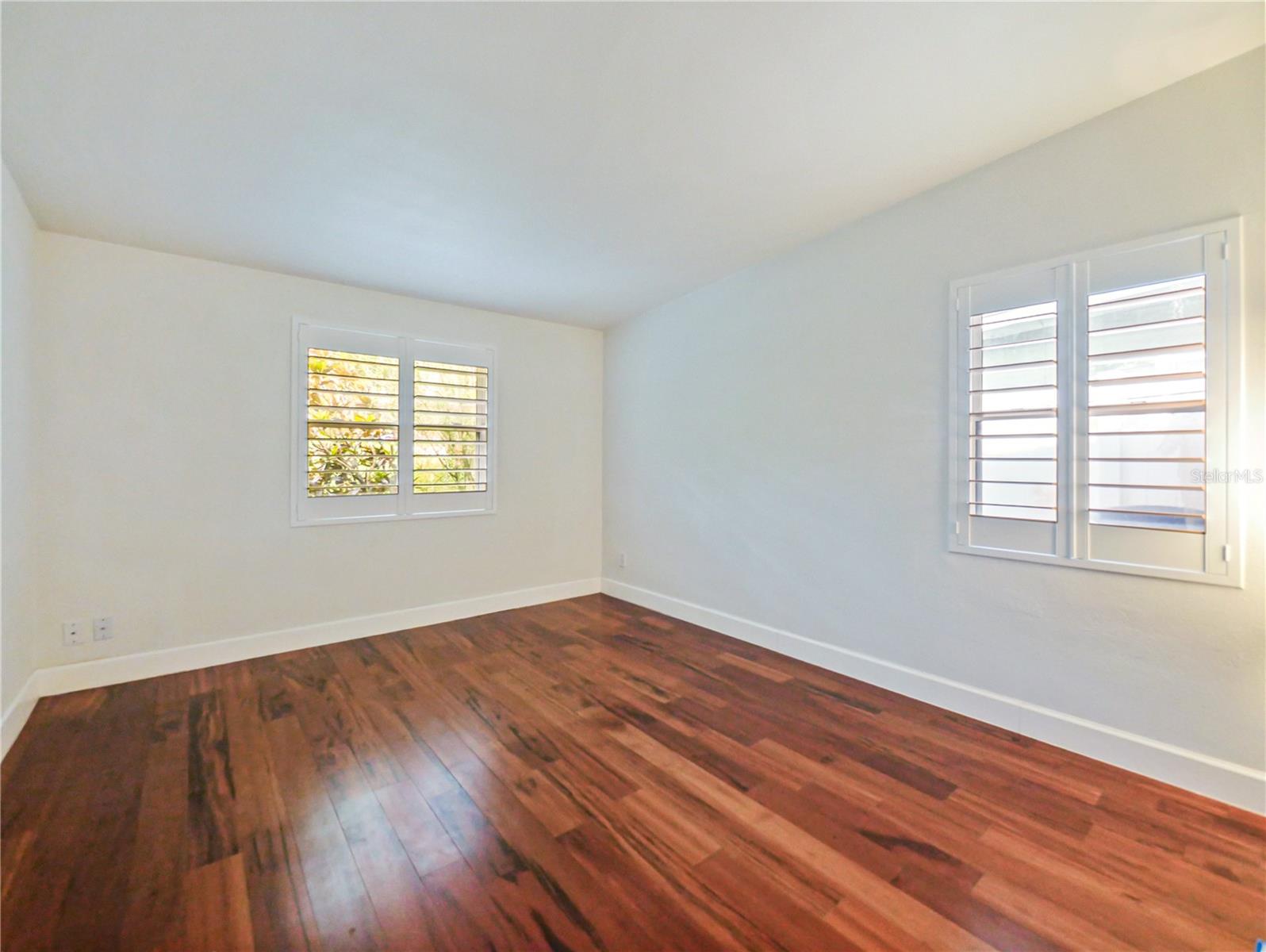 Image 18 of 21 For 2823 Wright Avenue