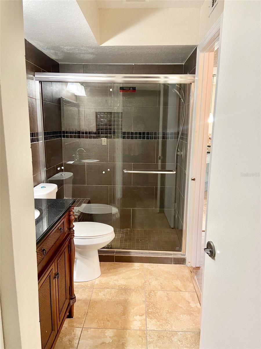 Image 14 of 25 For 5773 Gatlin Avenue 612