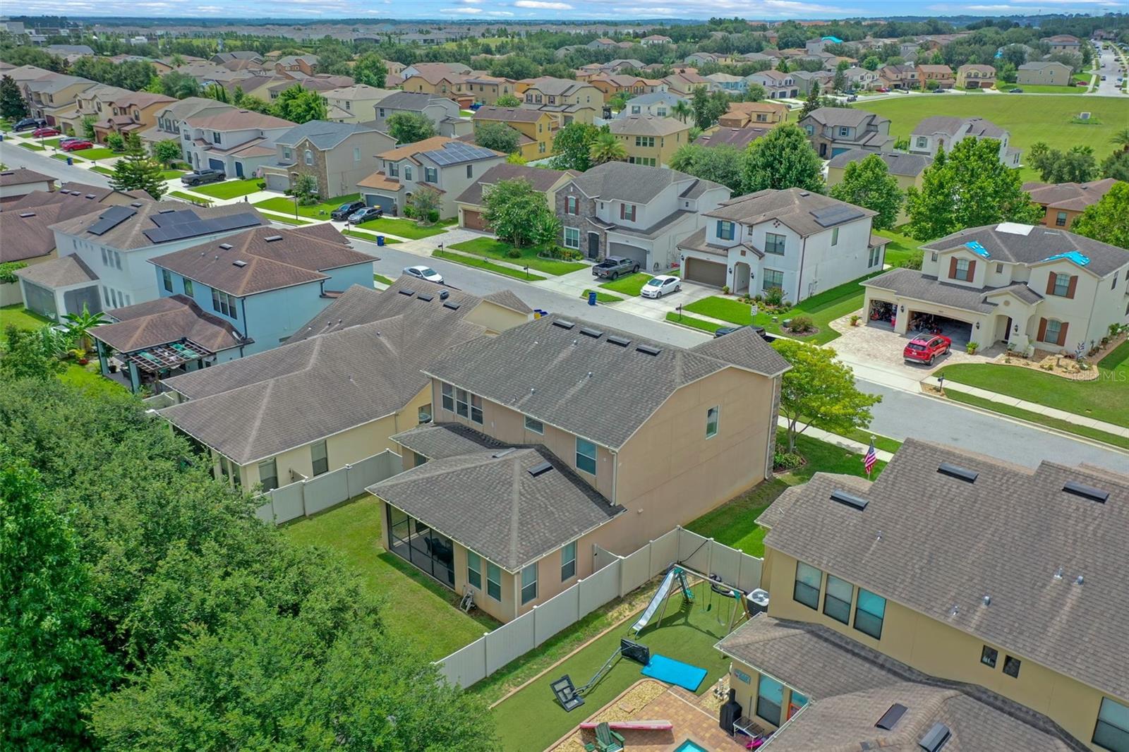 Image 34 of 39 For 1005 Thunderhead Lane