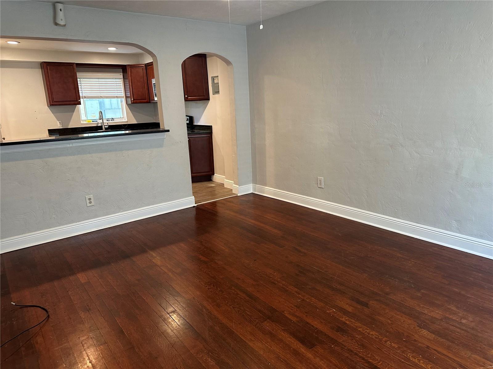 Image 3 of 12 For 600 Princeton Street A