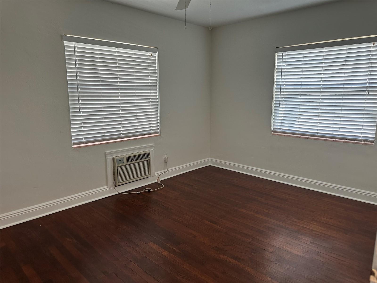 Image 8 of 12 For 600 Princeton Street A