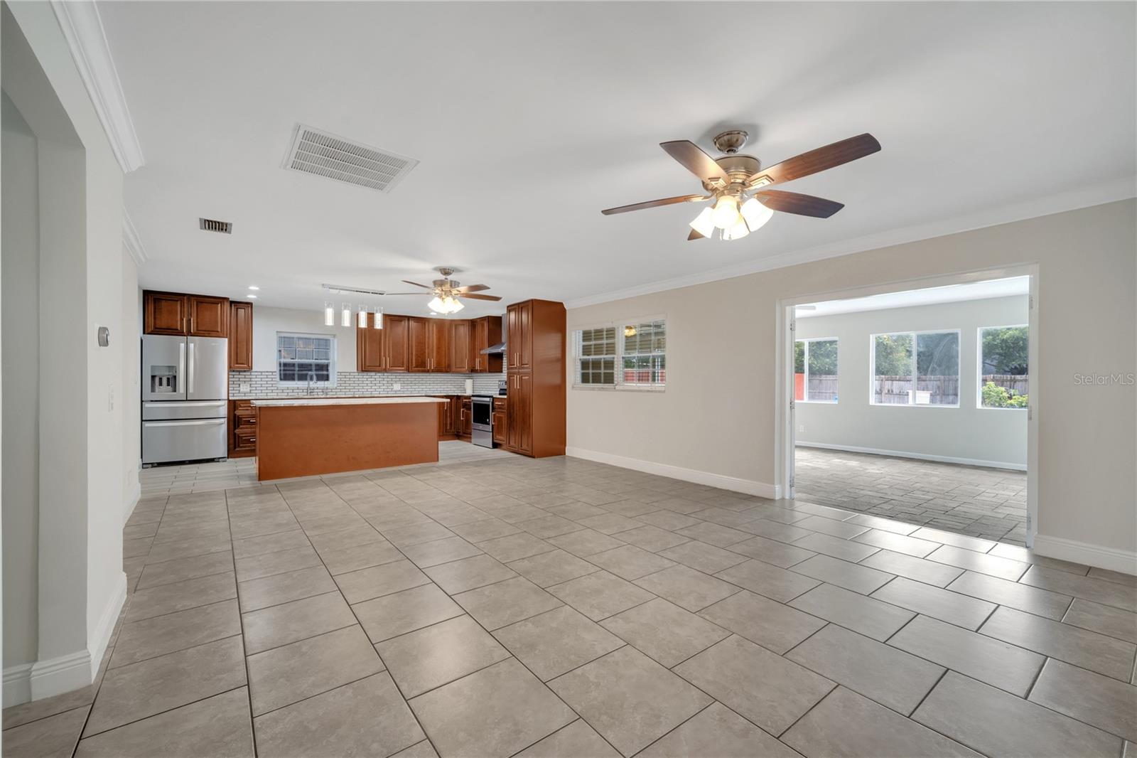Image 11 of 60 For 1395 Meadowbrook Street