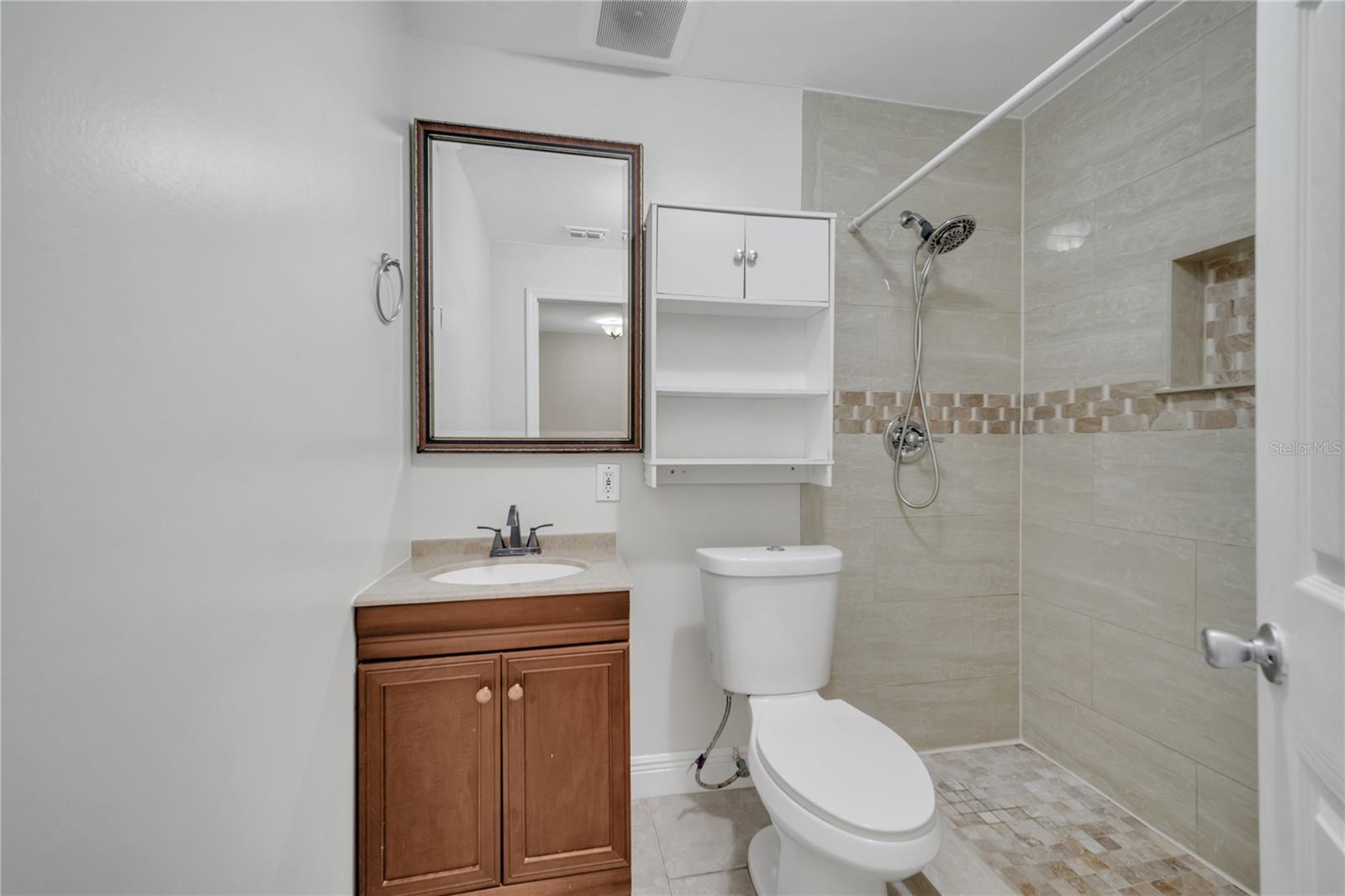 Image 31 of 60 For 1395 Meadowbrook Street