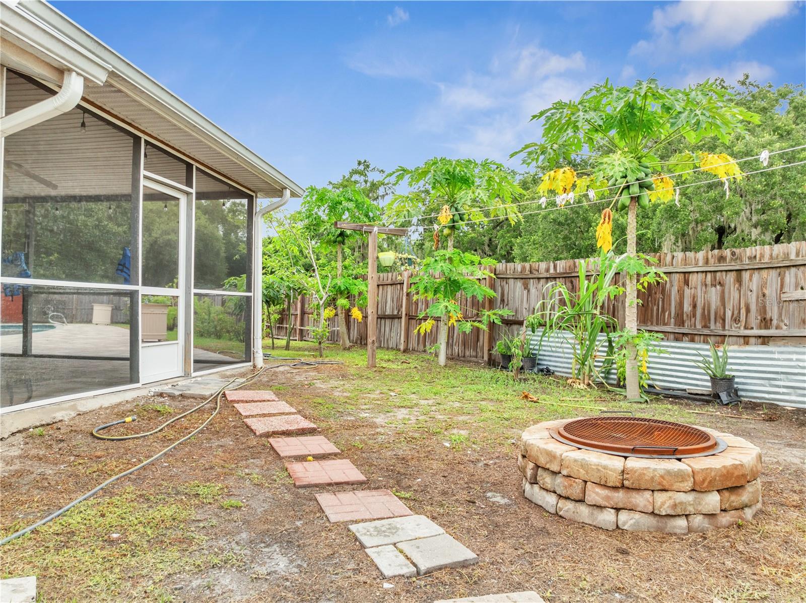 Image 40 of 60 For 1395 Meadowbrook Street