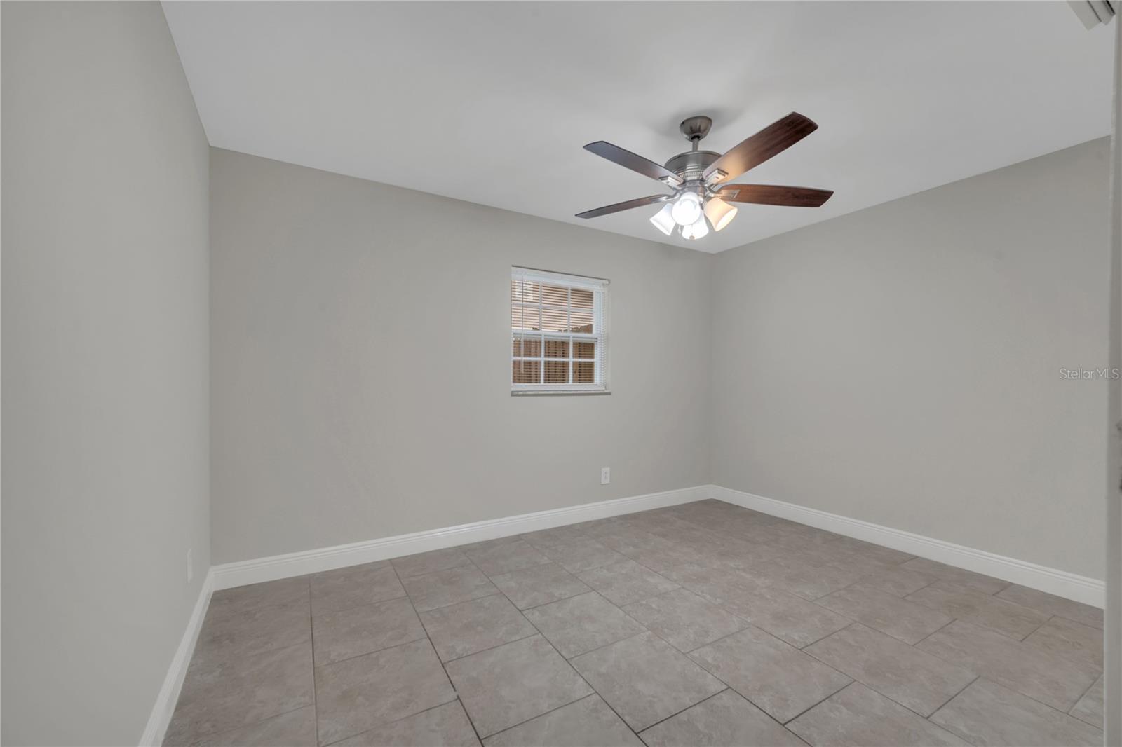 Image 43 of 60 For 1395 Meadowbrook Street