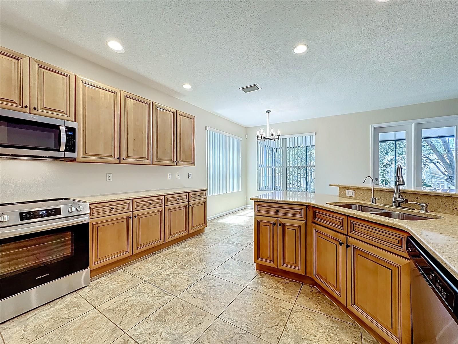 Image 13 of 30 For 1755 Florence Vista Boulevard