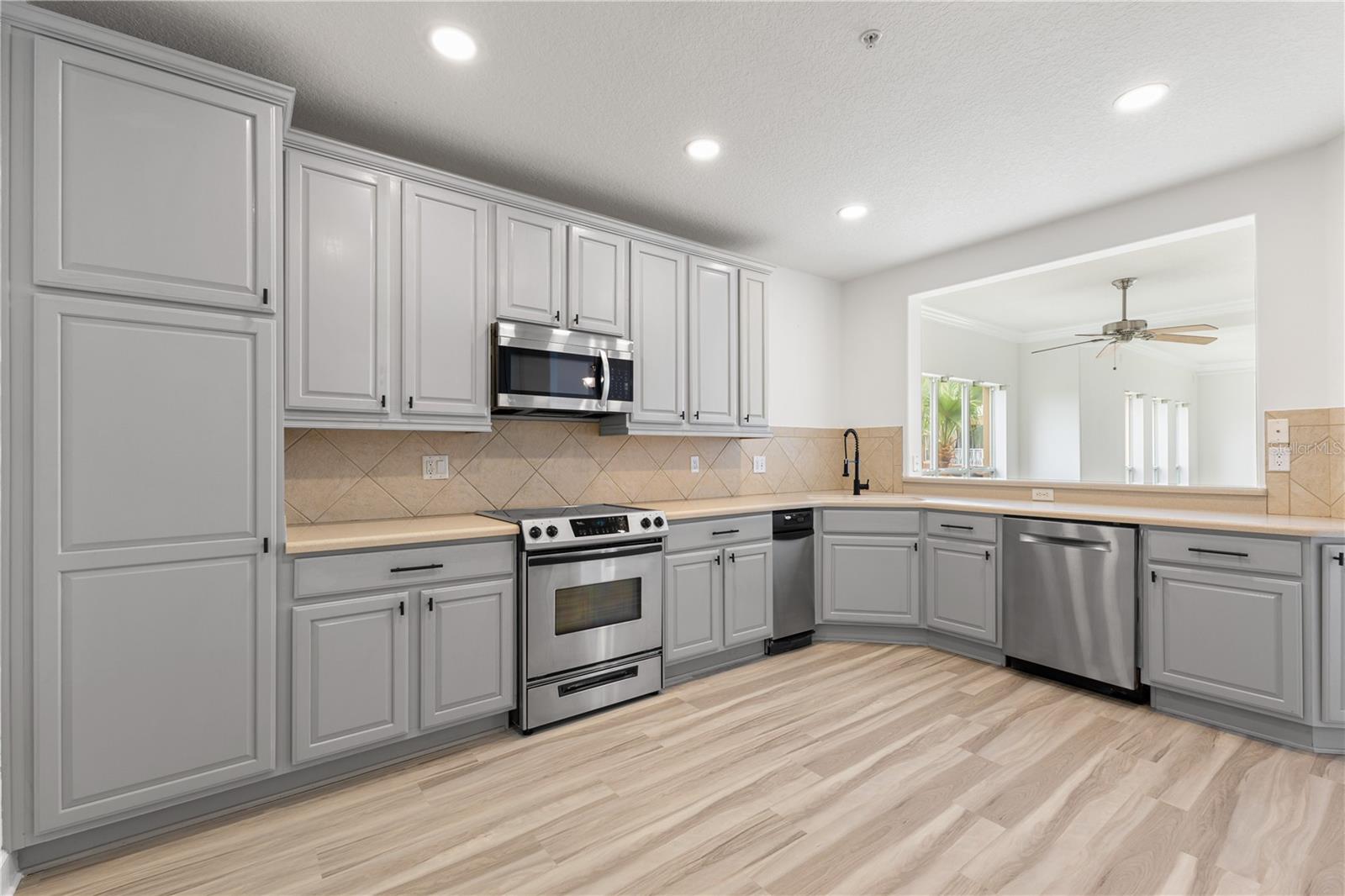 Image 18 of 53 For 7500 Toscana Boulevard 331