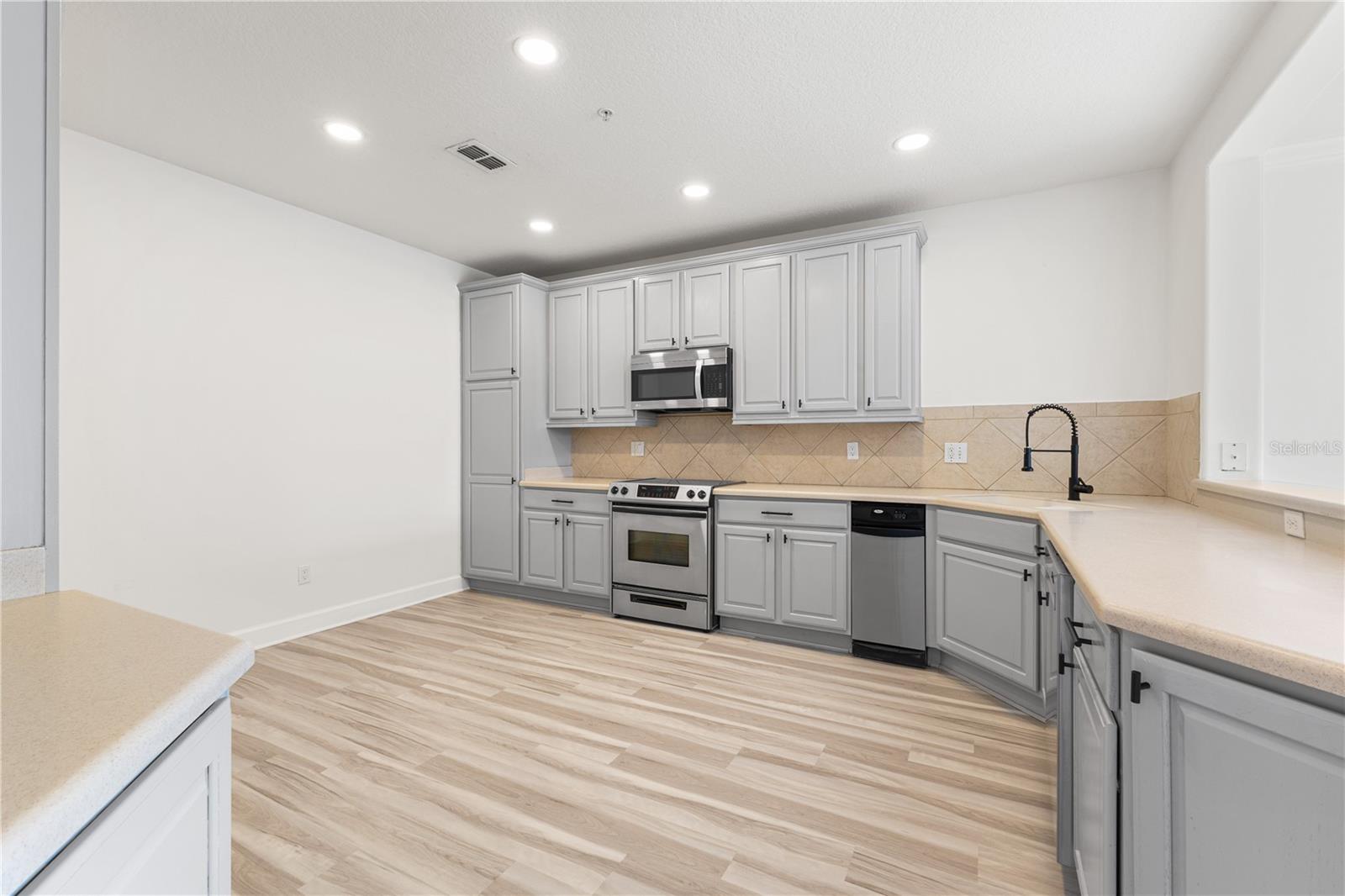 Image 19 of 53 For 7500 Toscana Boulevard 331