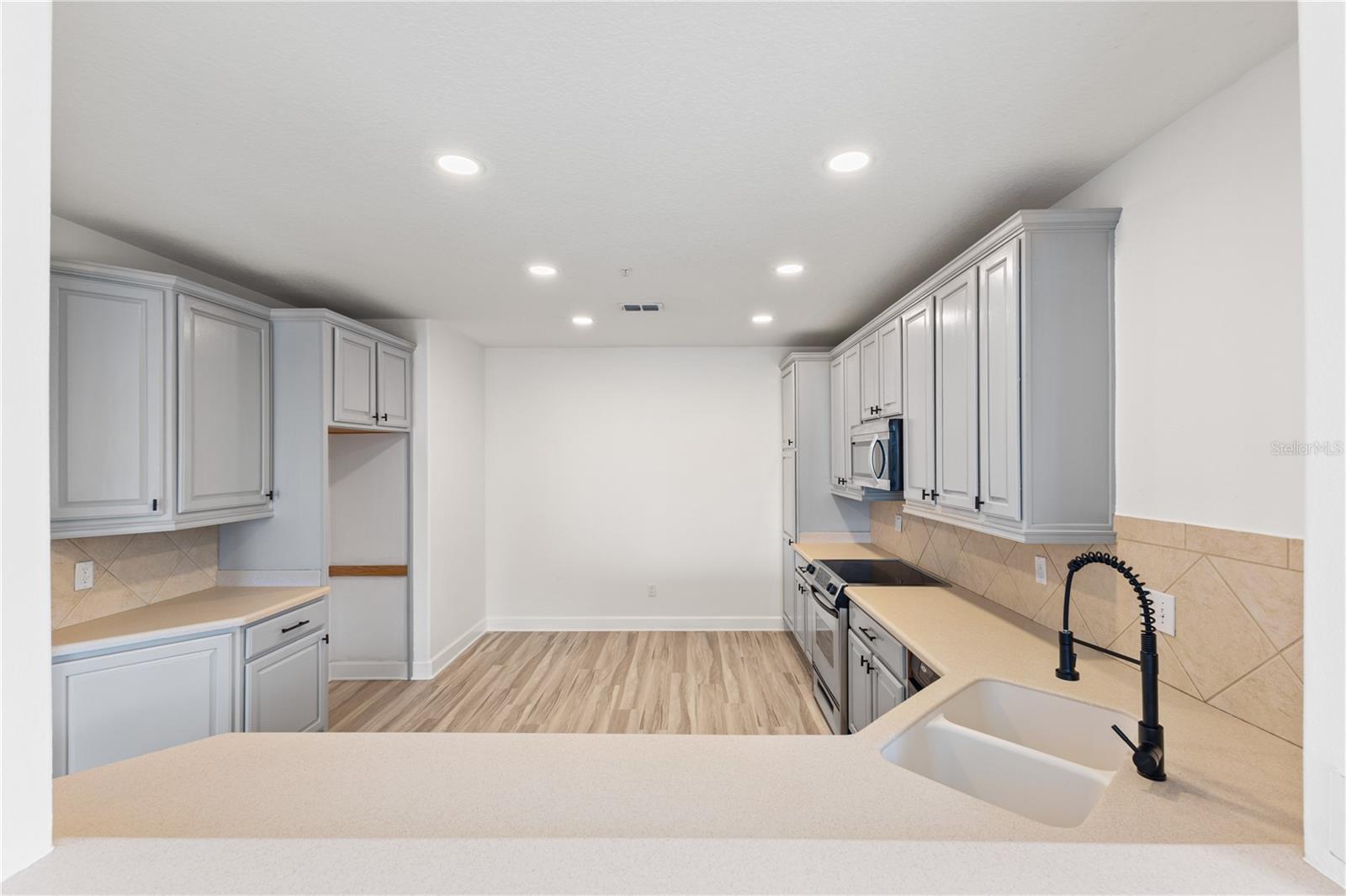 Image 23 of 53 For 7500 Toscana Boulevard 331