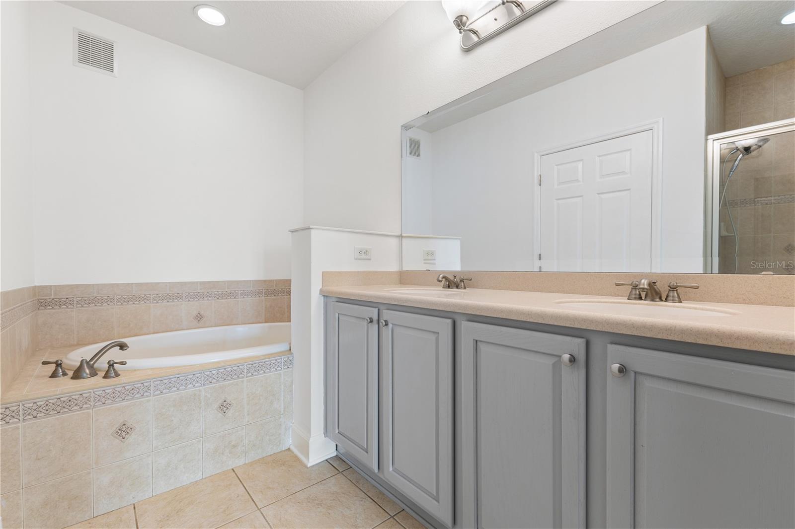 Image 38 of 53 For 7500 Toscana Boulevard 331
