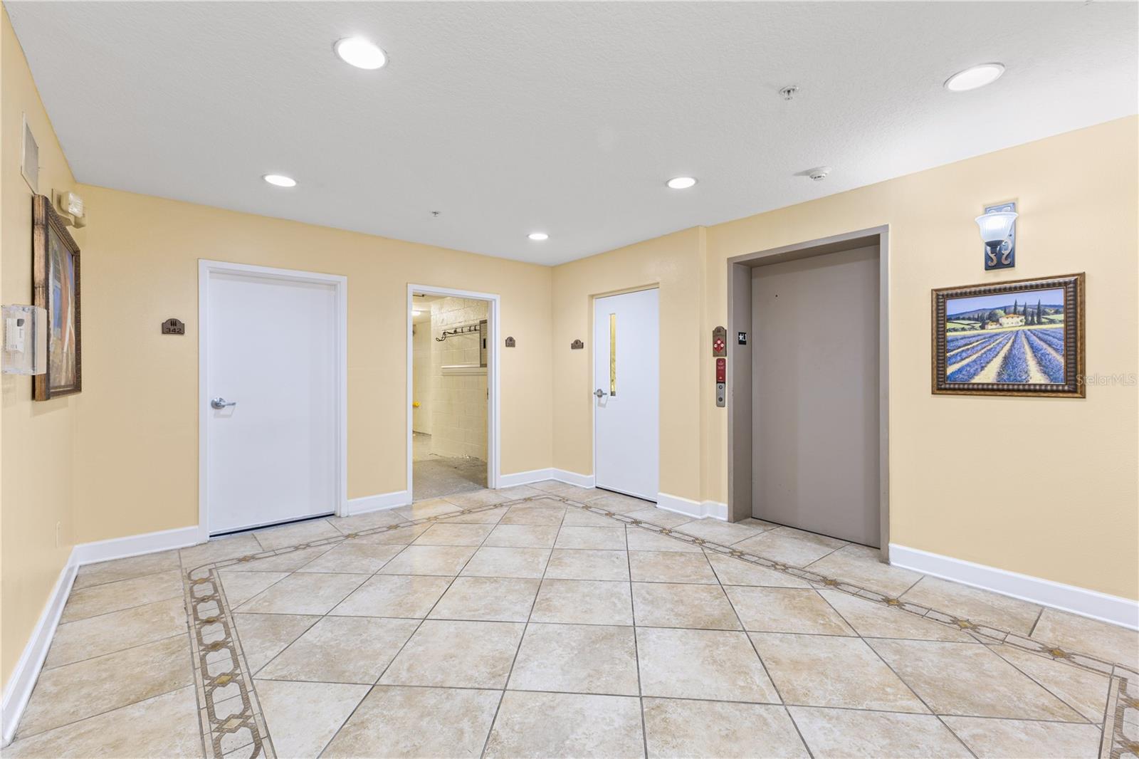 Image 9 of 53 For 7500 Toscana Boulevard 331