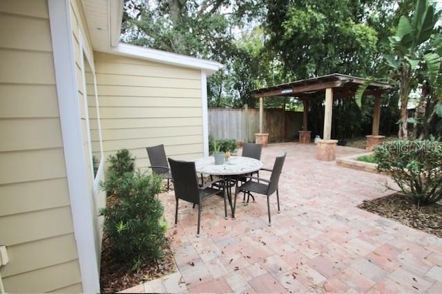 Image 43 of 51 For 230 Esther Street