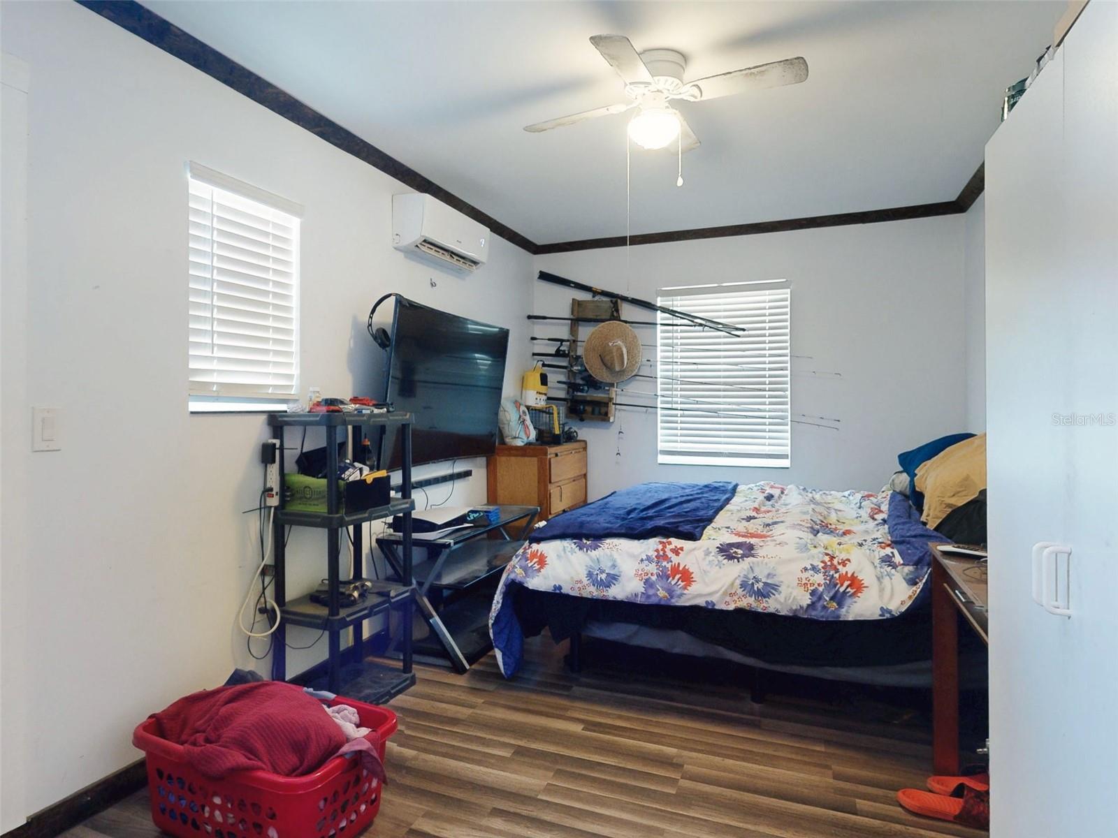 Image 33 of 52 For 204 Holly Drive