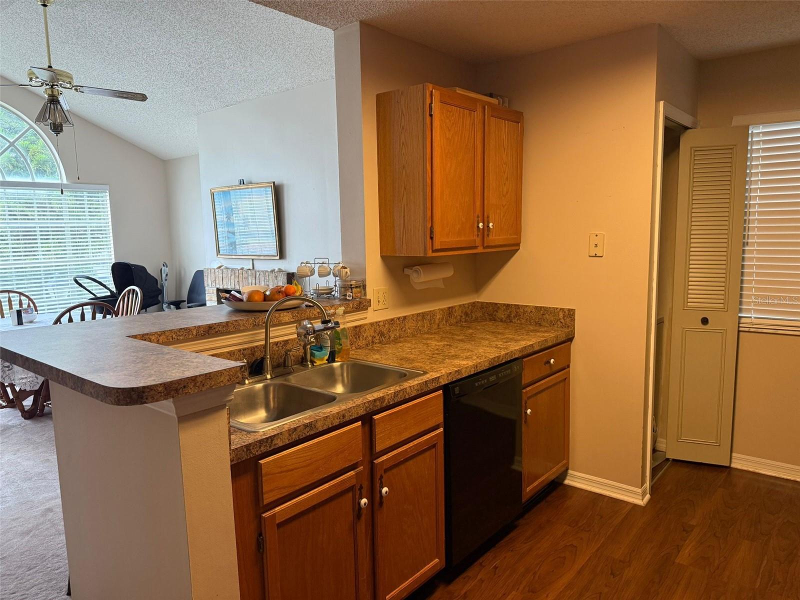 Image 9 of 18 For 937 Birmingham Court 203